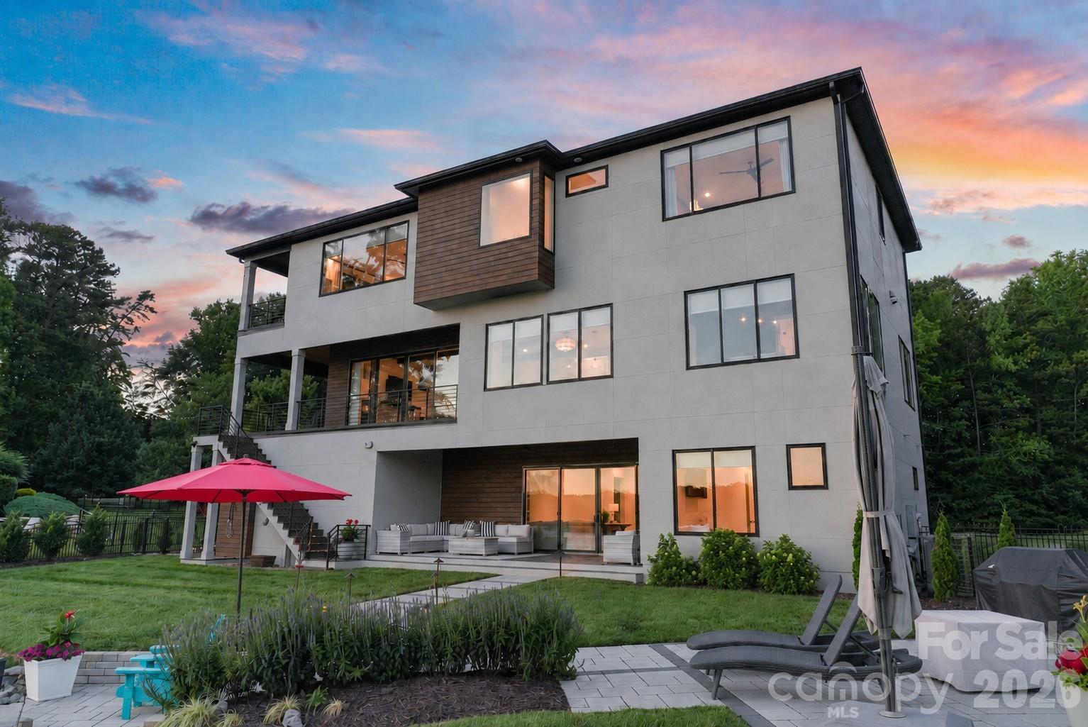 850 Mainsail Road — Salisbury