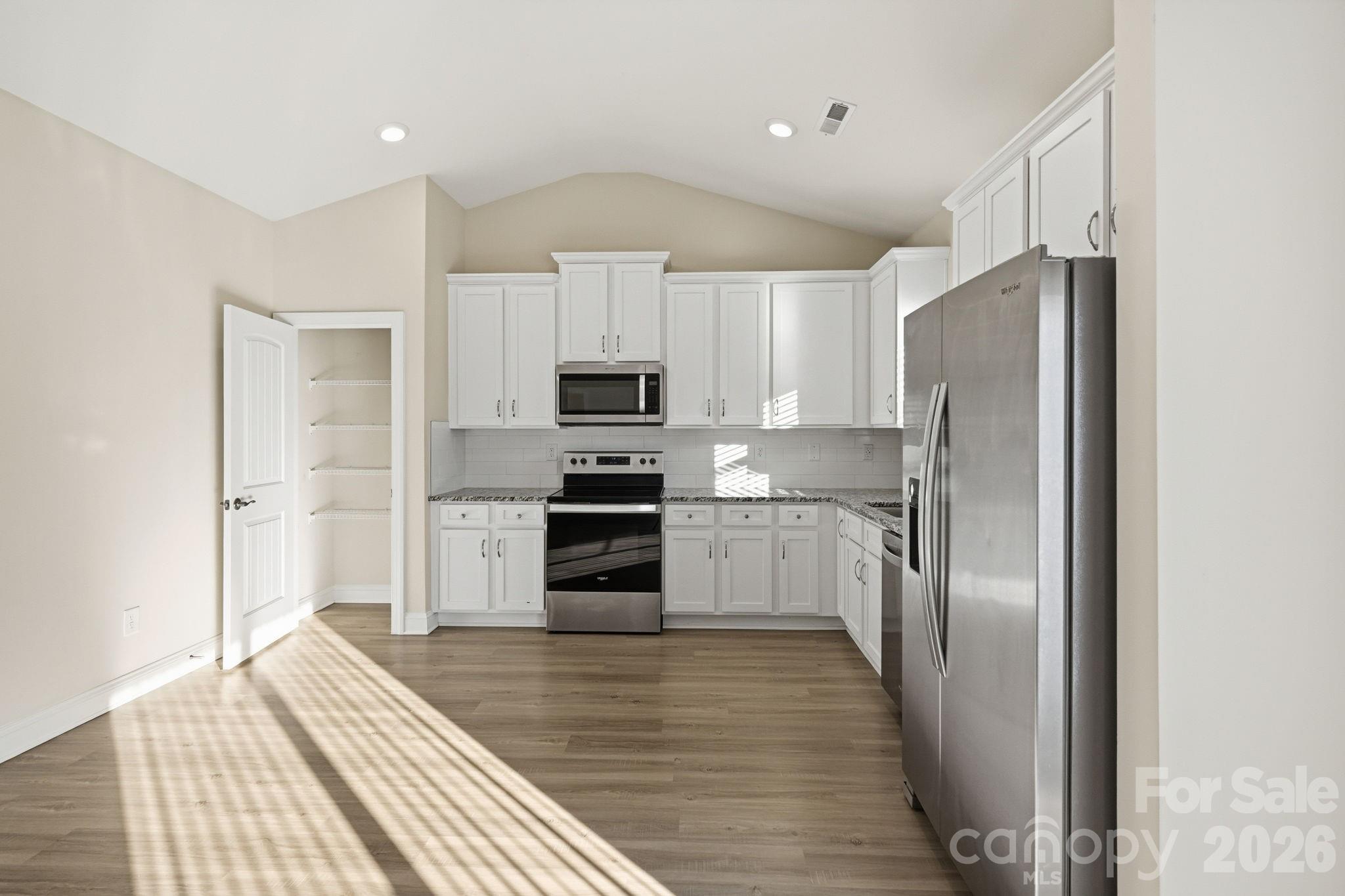 116 N Sina Street — Troutman