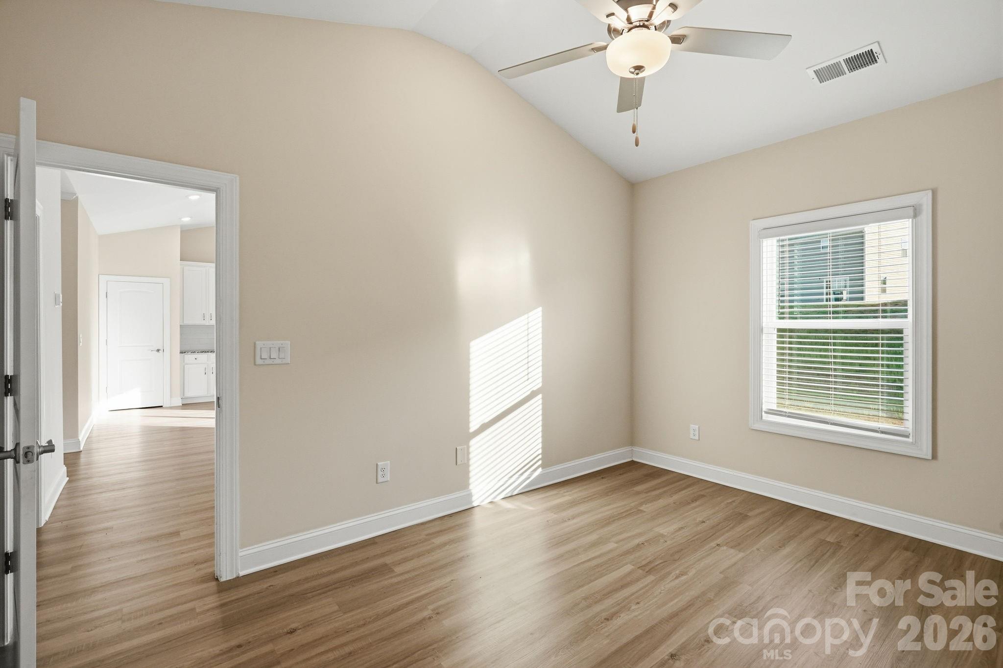 116 N Sina Street — Troutman