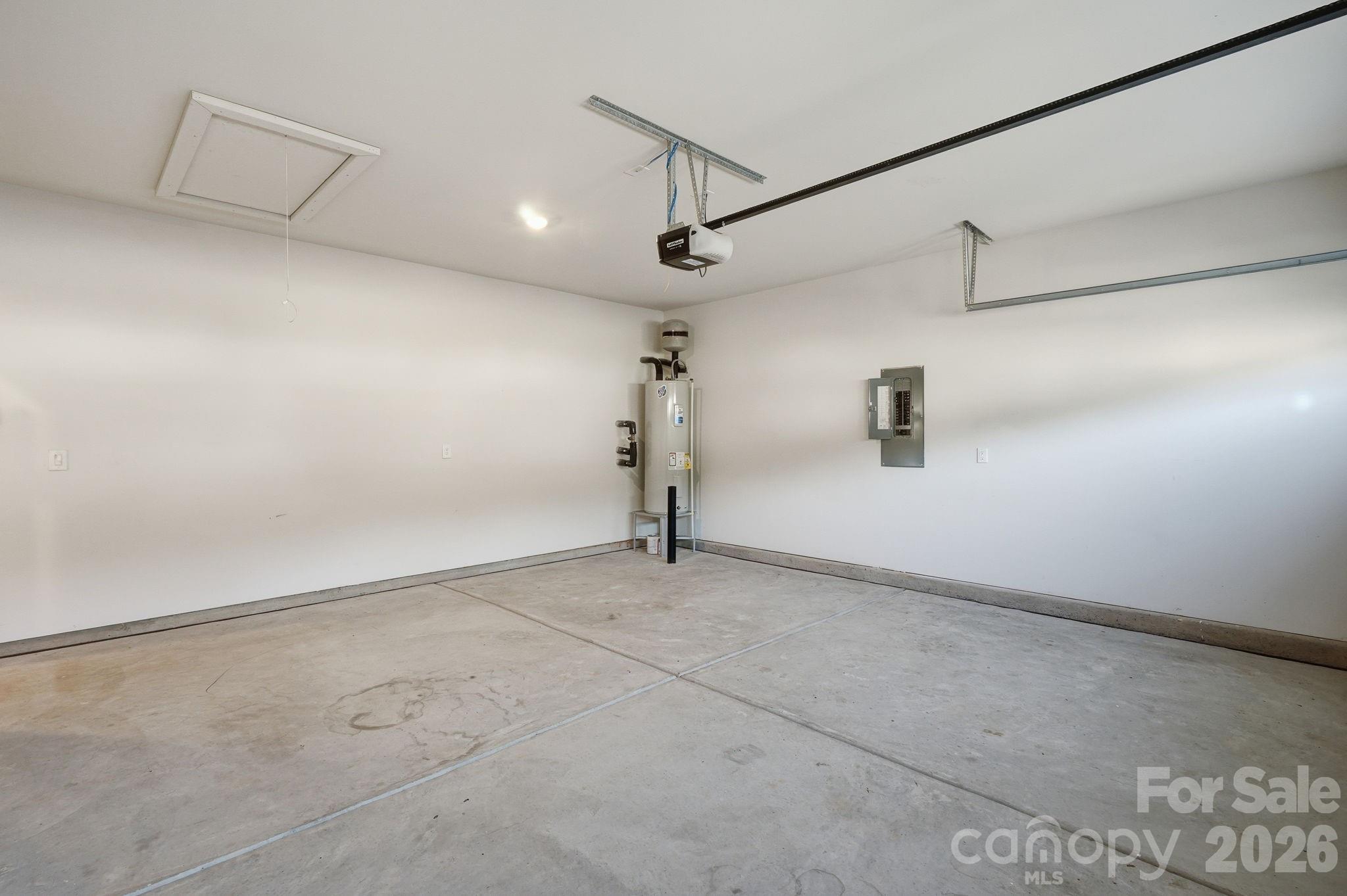 116 N Sina Street — Troutman