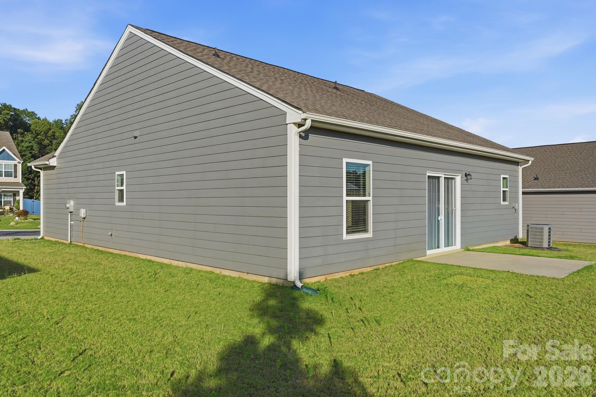 116 N Sina Street — Troutman