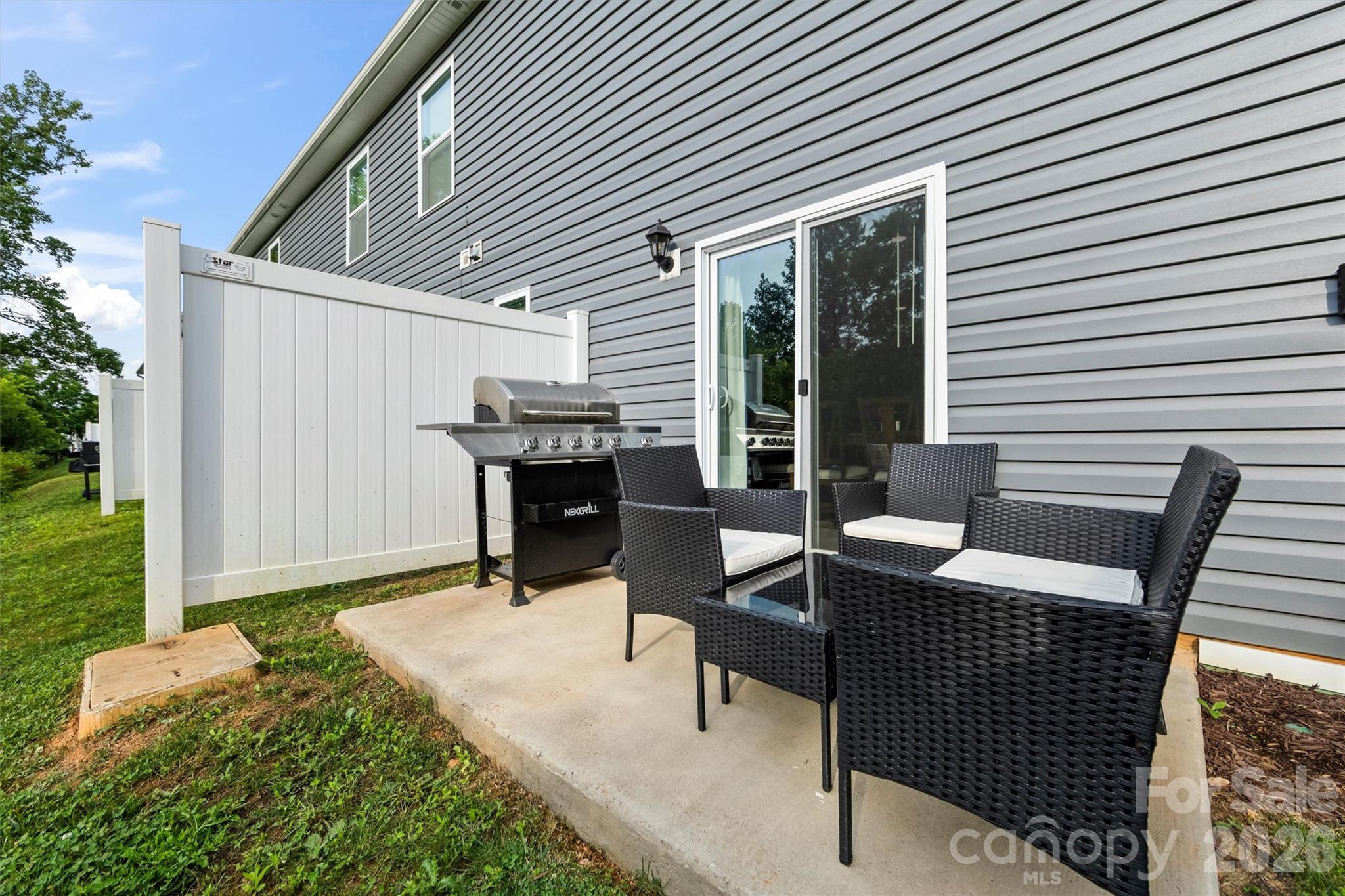 4 Virginia Commons Drive — Arden