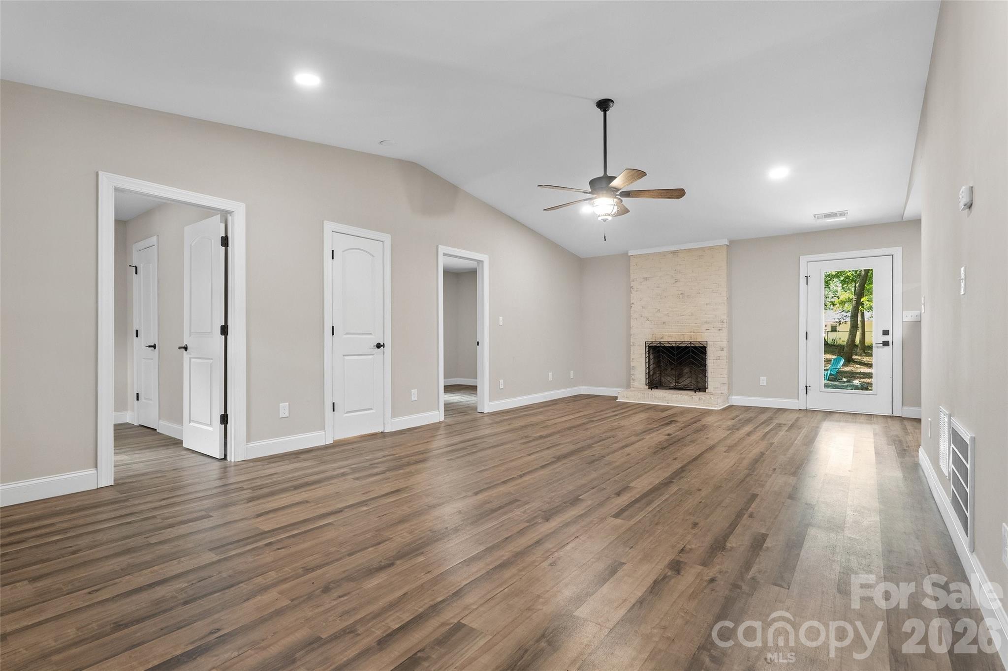 317 Jackson Place — Matthews