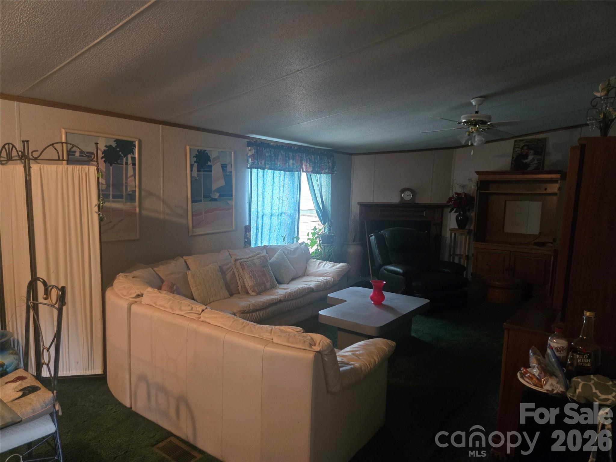 4632 Belvedere Drive — Claremont