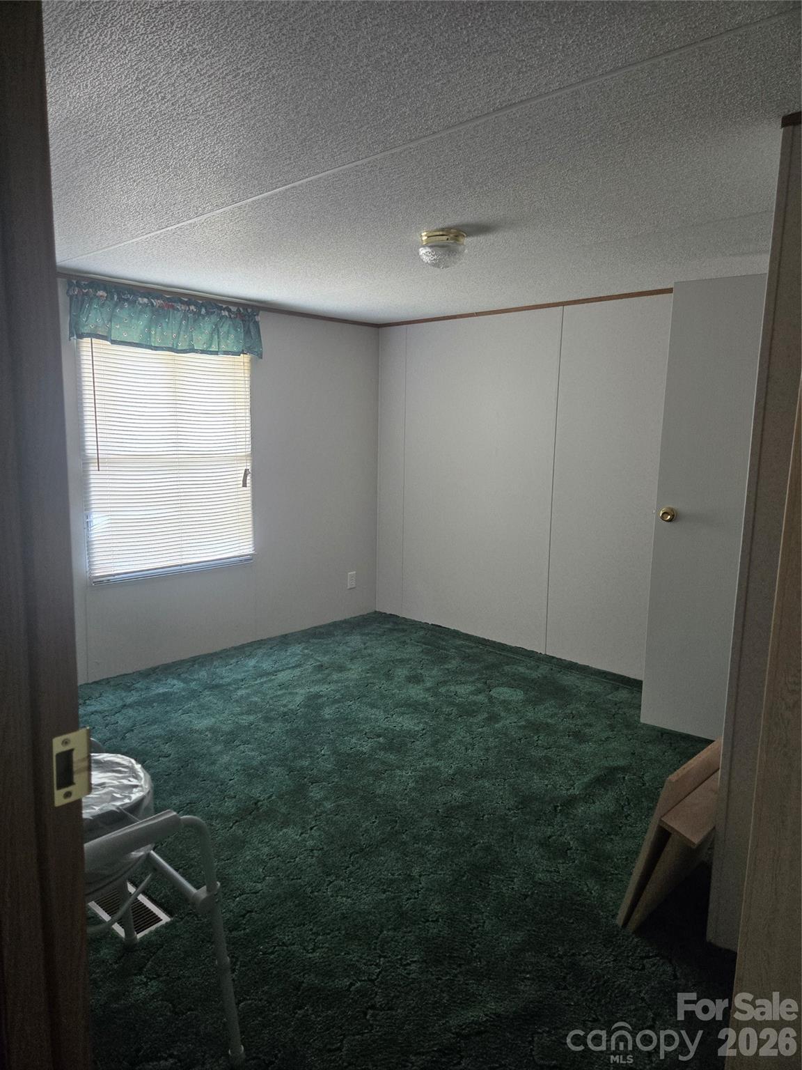 4632 Belvedere Drive — Claremont