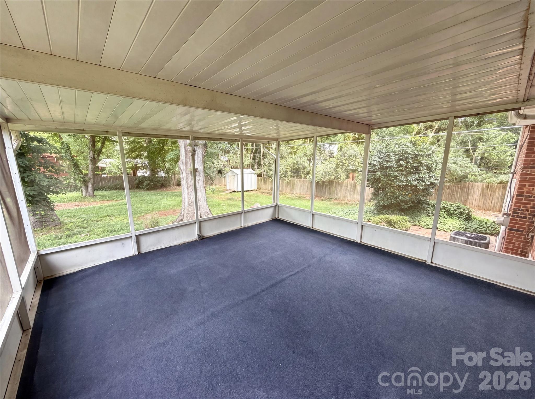 5410 Sharon Road — Charlotte