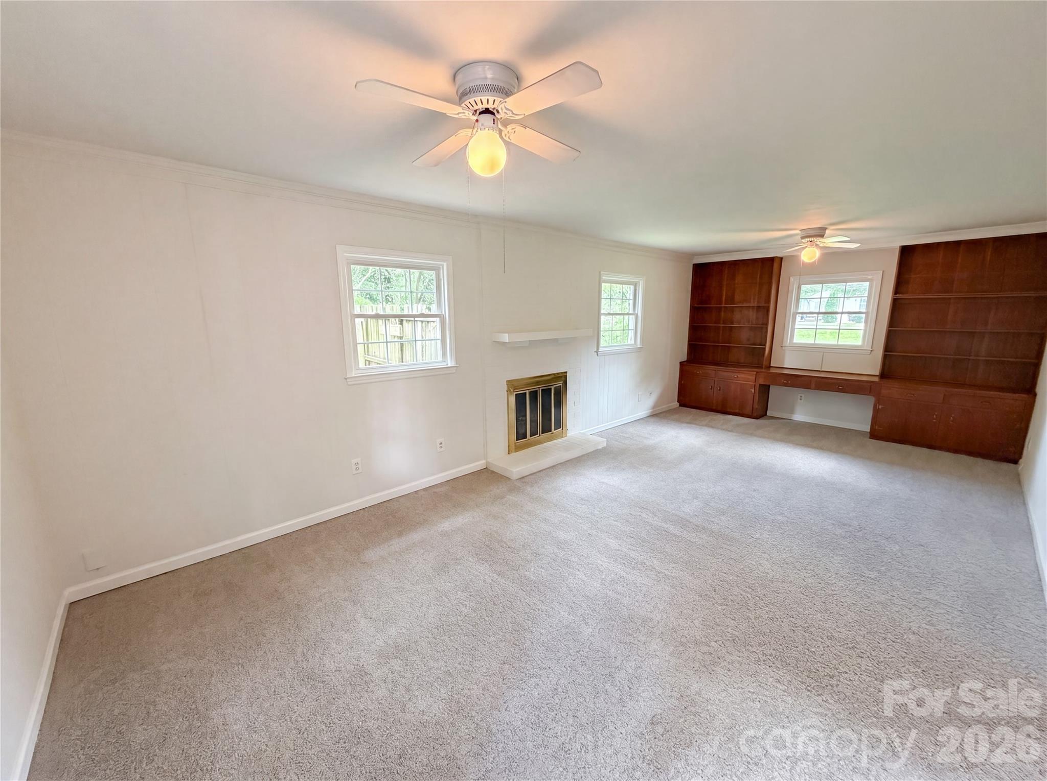 5410 Sharon Road — Charlotte