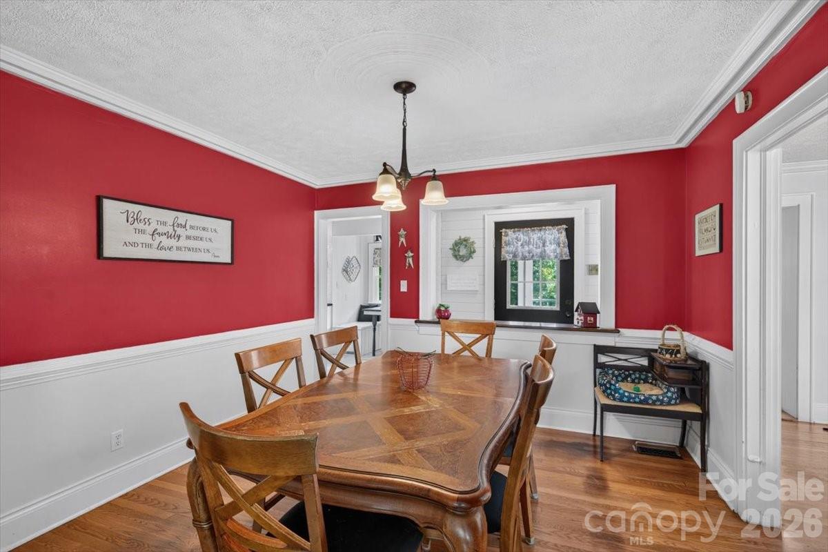 941 Casar Belwood Road — Lawndale