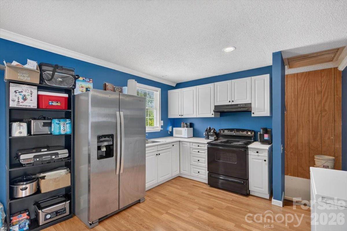 941 Casar Belwood Road — Lawndale