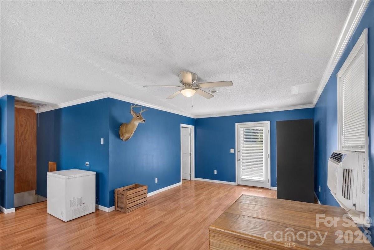 941 Casar Belwood Road — Lawndale