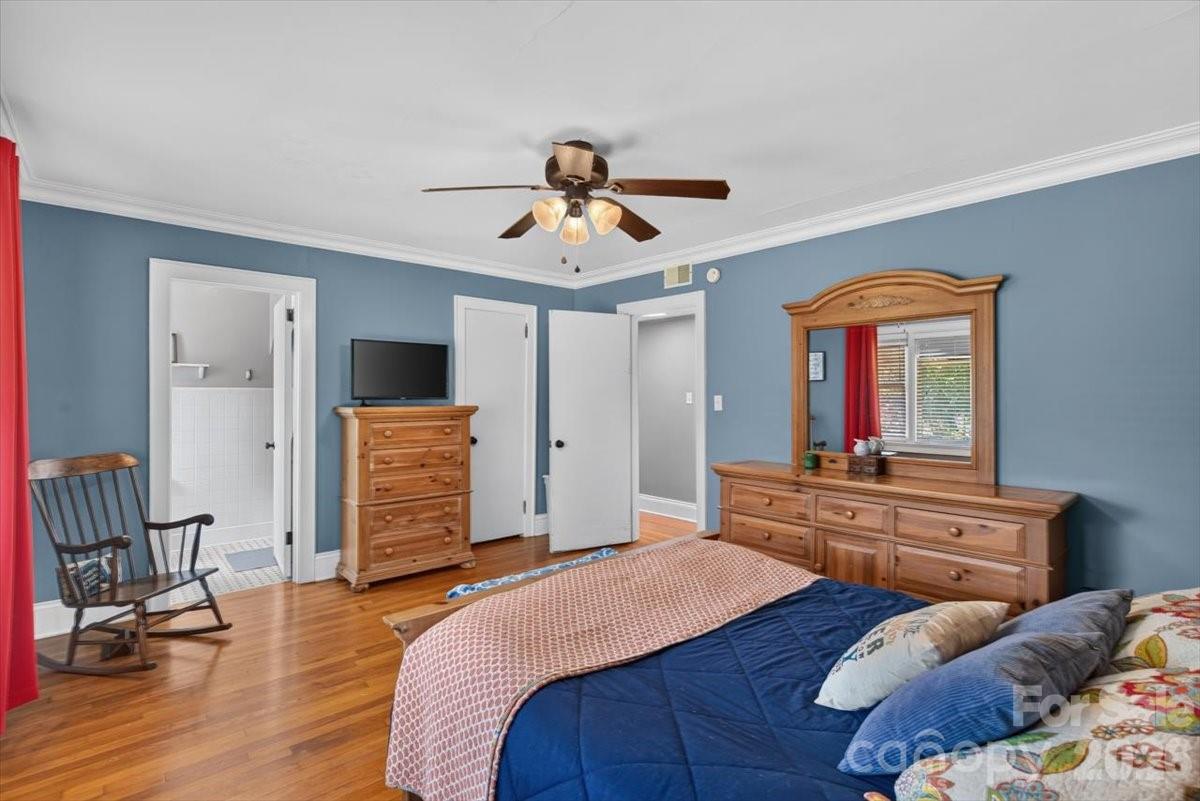 941 Casar Belwood Road — Lawndale