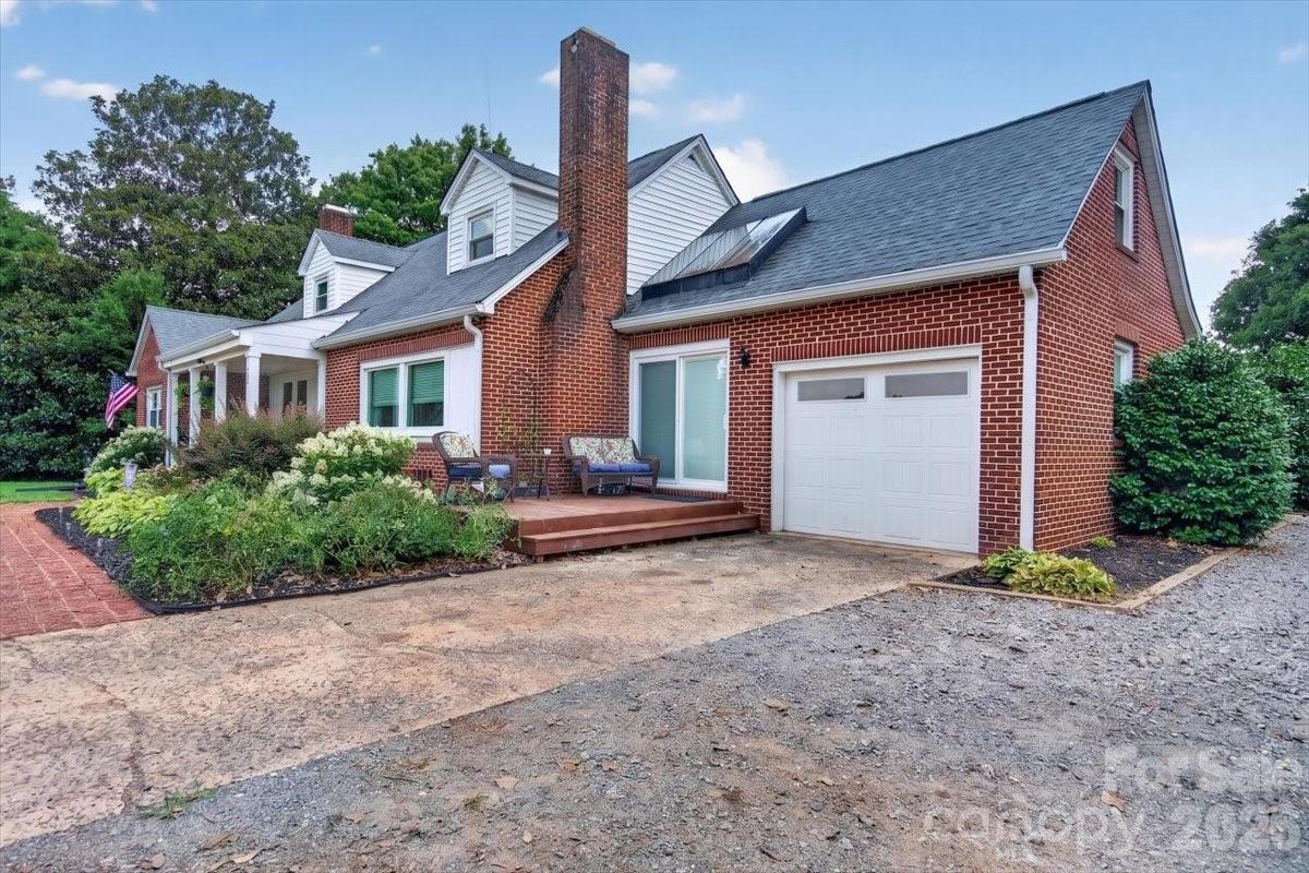 941 Casar Belwood Road — Lawndale