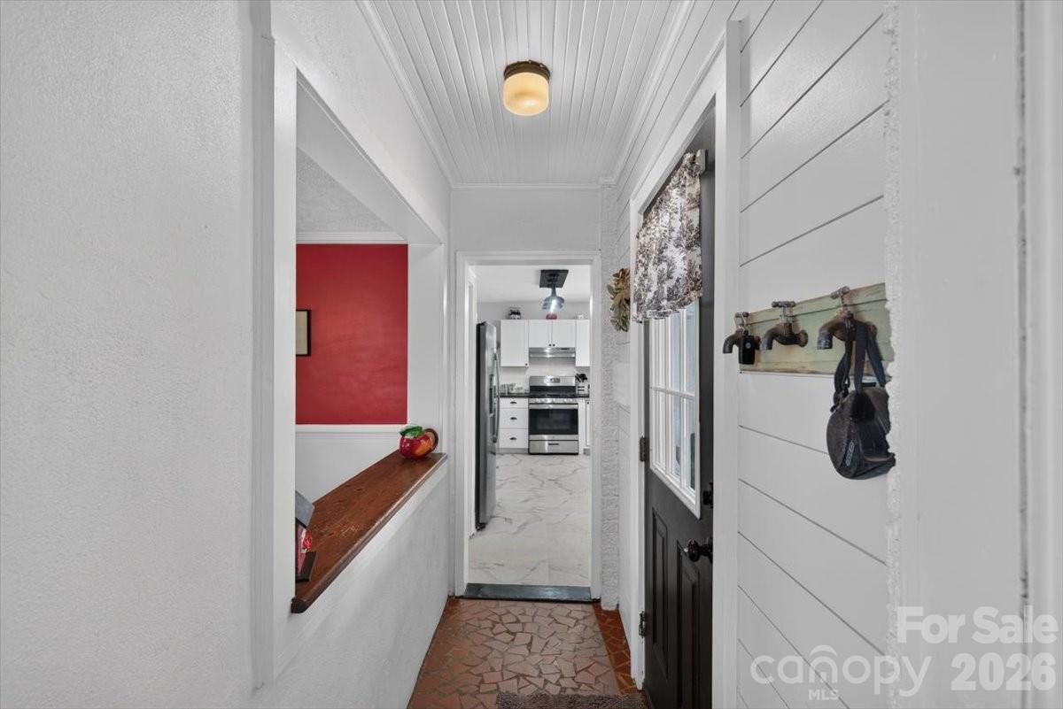 941 Casar Belwood Road — Lawndale