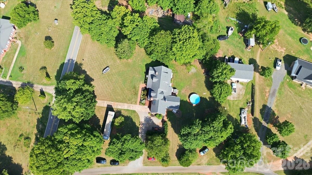 941 Casar Belwood Road — Lawndale