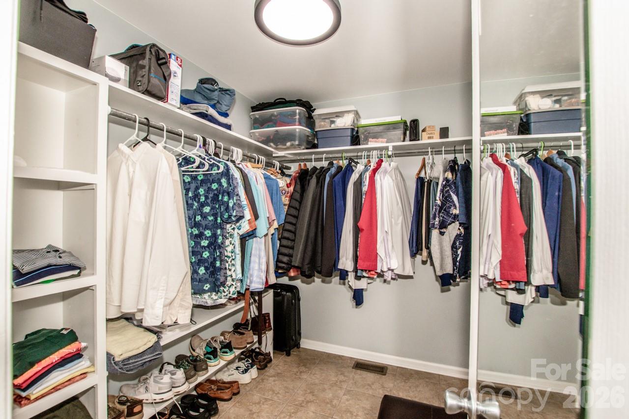 921 Argyle Court — Statesville