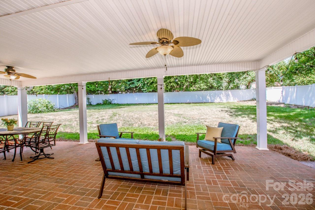 921 Argyle Court — Statesville