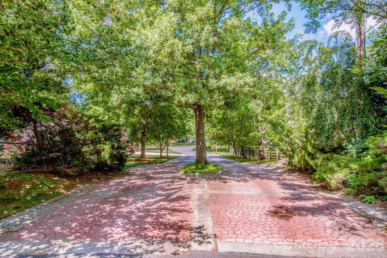 921 Argyle Court — Statesville