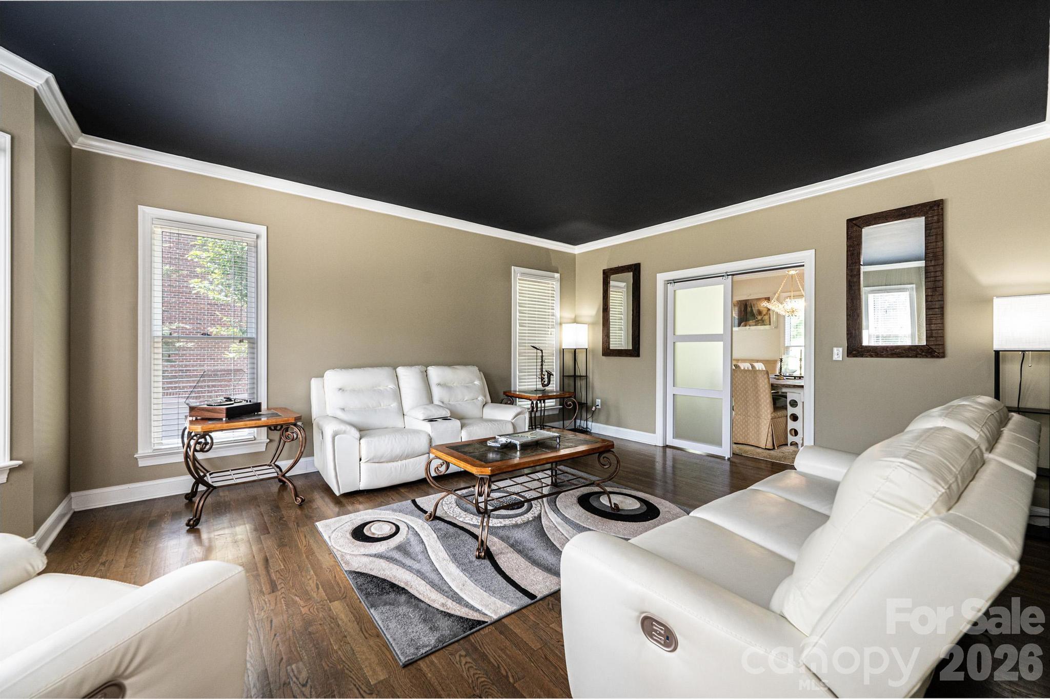 4215 3rd Street NW — Hickory