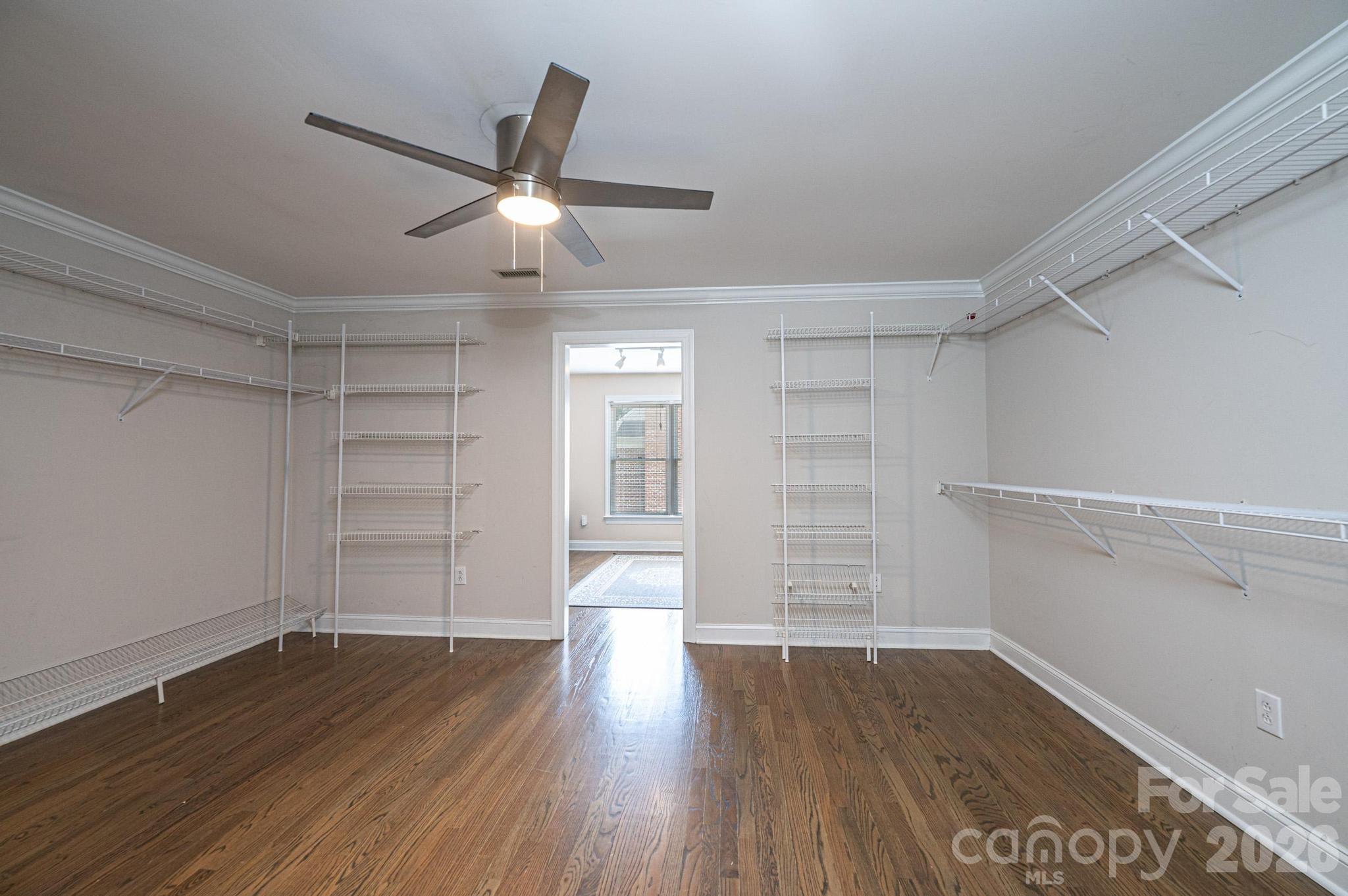 4215 3rd Street NW — Hickory