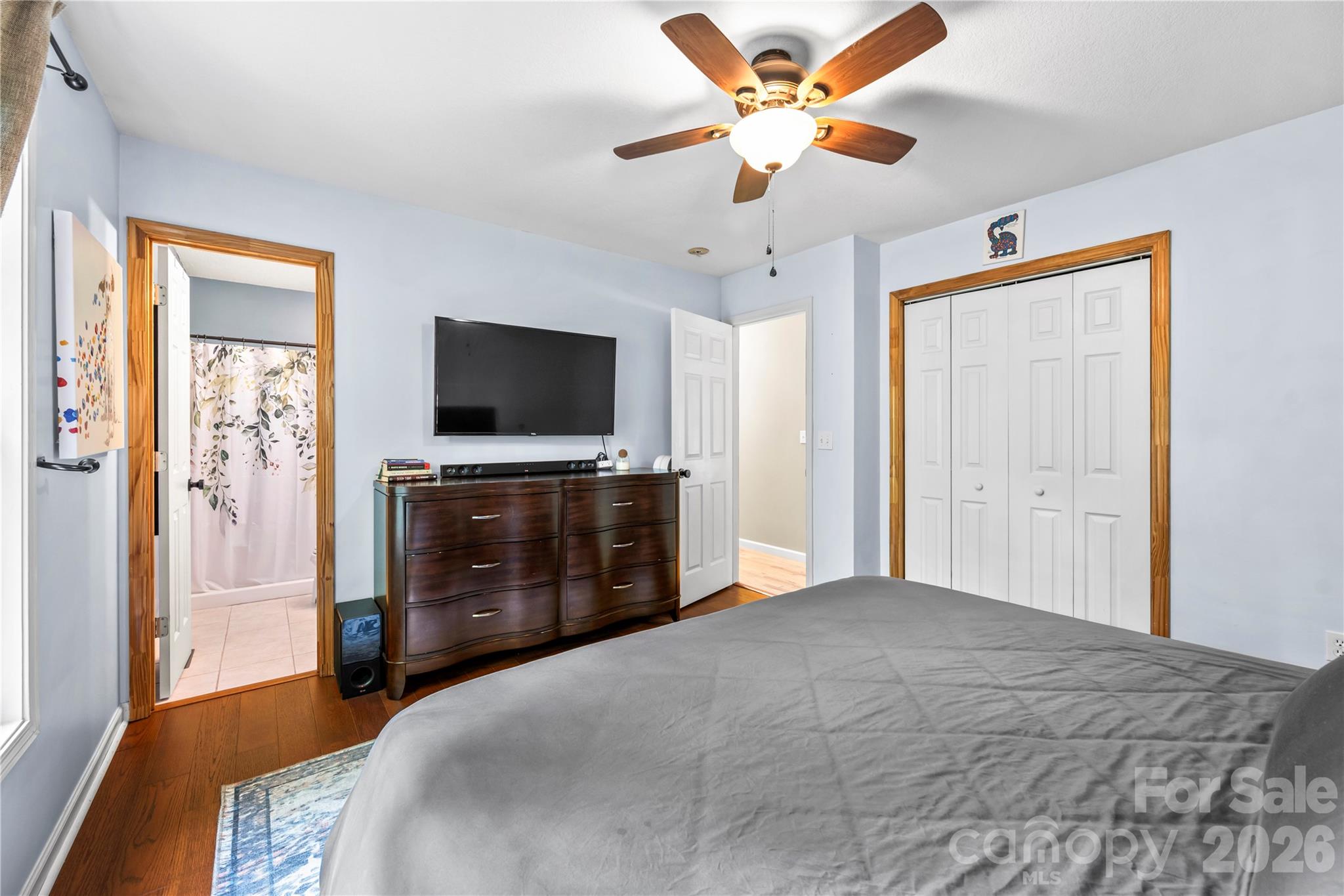 11 W Raleigh Road — Asheville