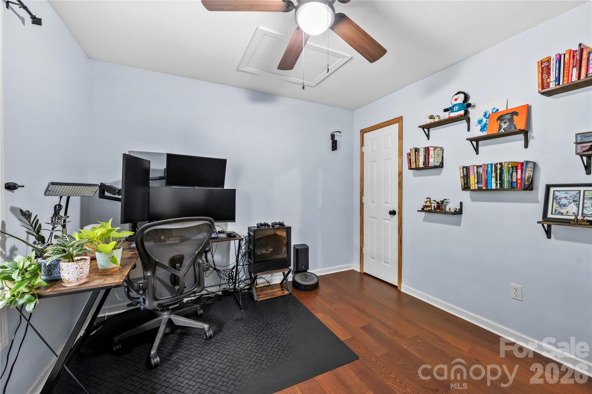11 W Raleigh Road — Asheville