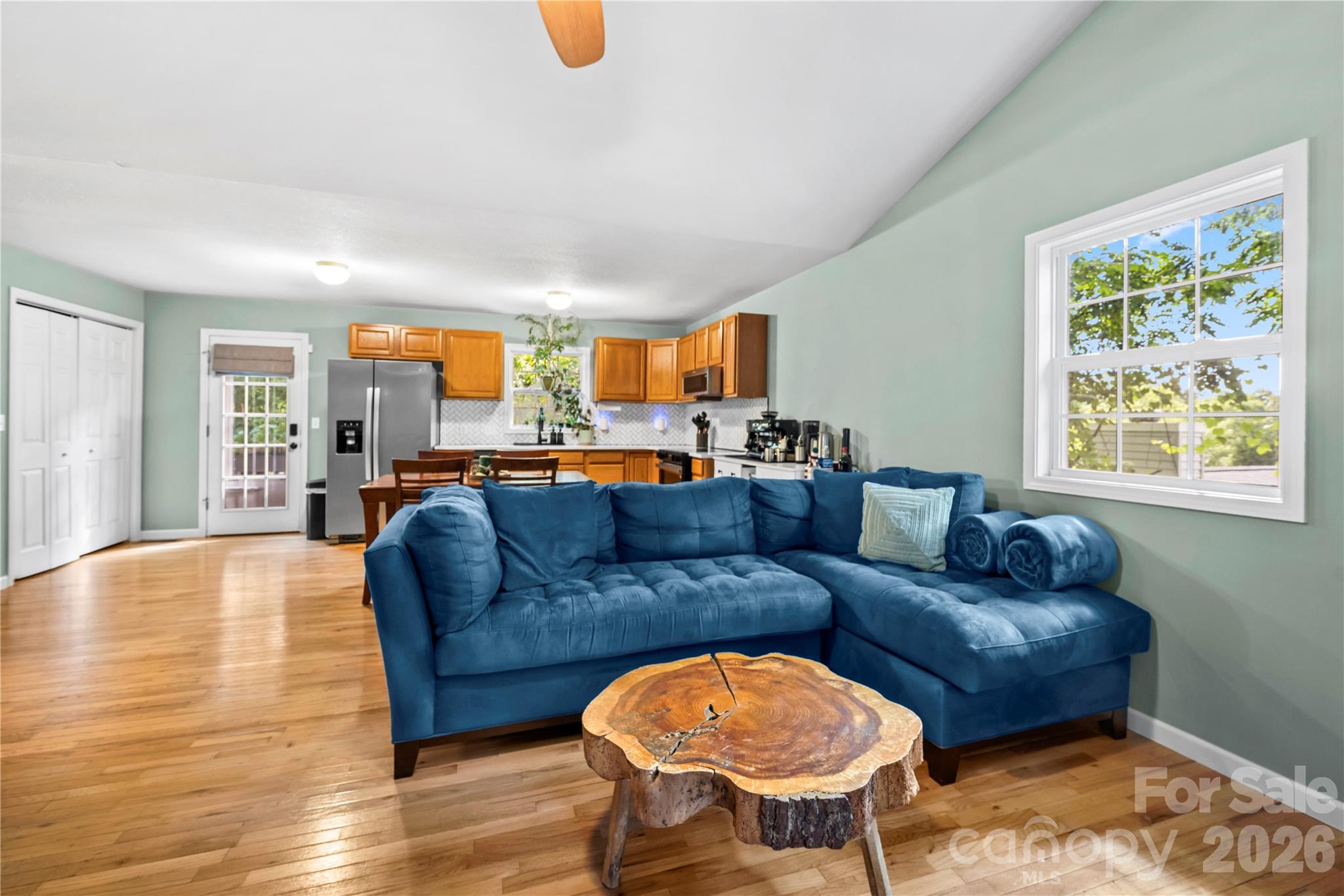 11 W Raleigh Road — Asheville