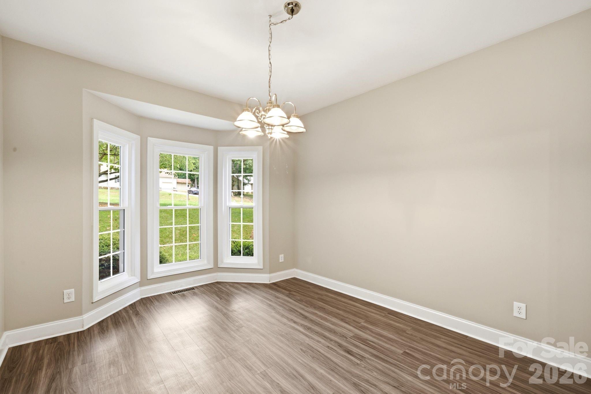 137 Purple Finch Lane — Mooresville