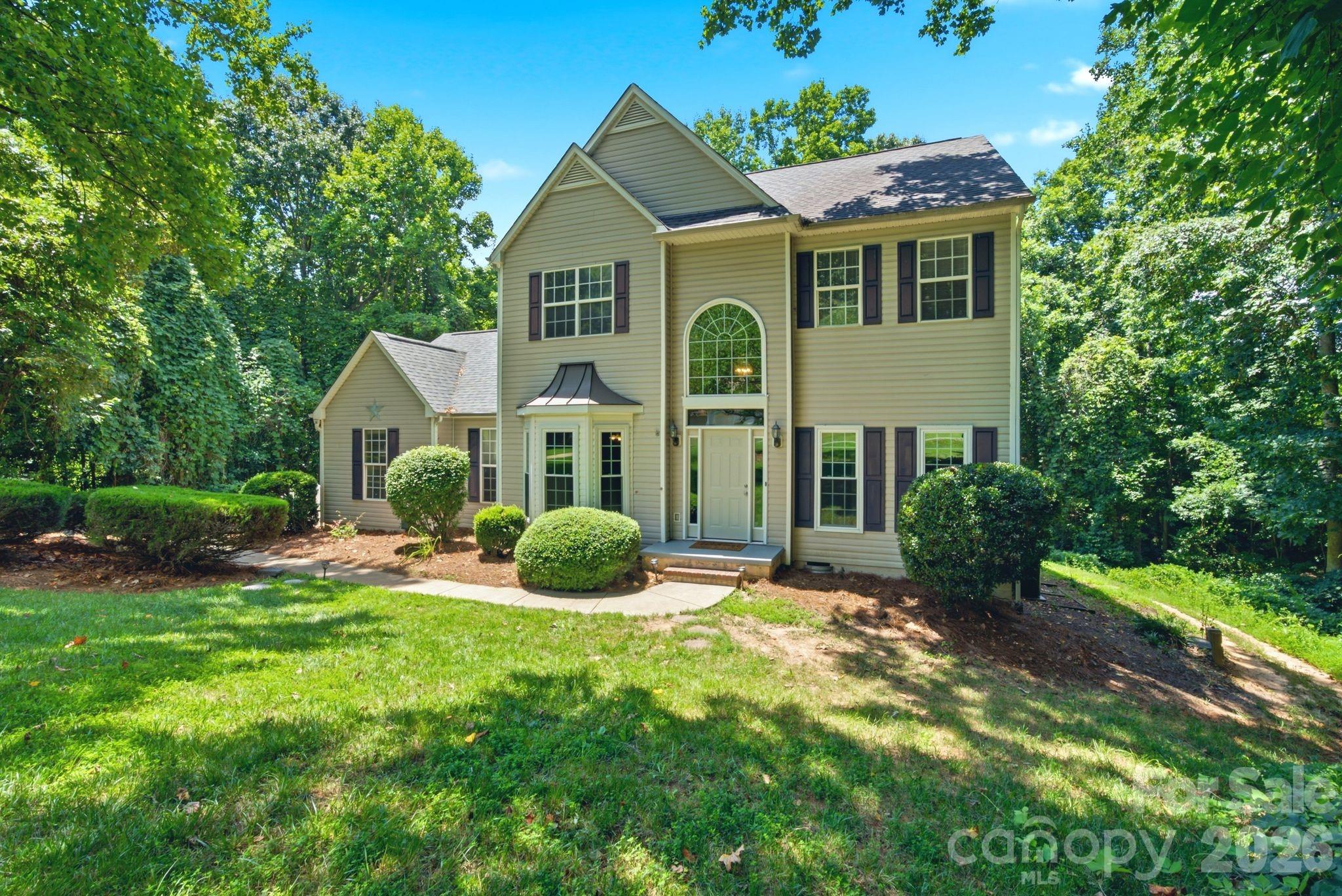 137 Purple Finch Lane — Mooresville