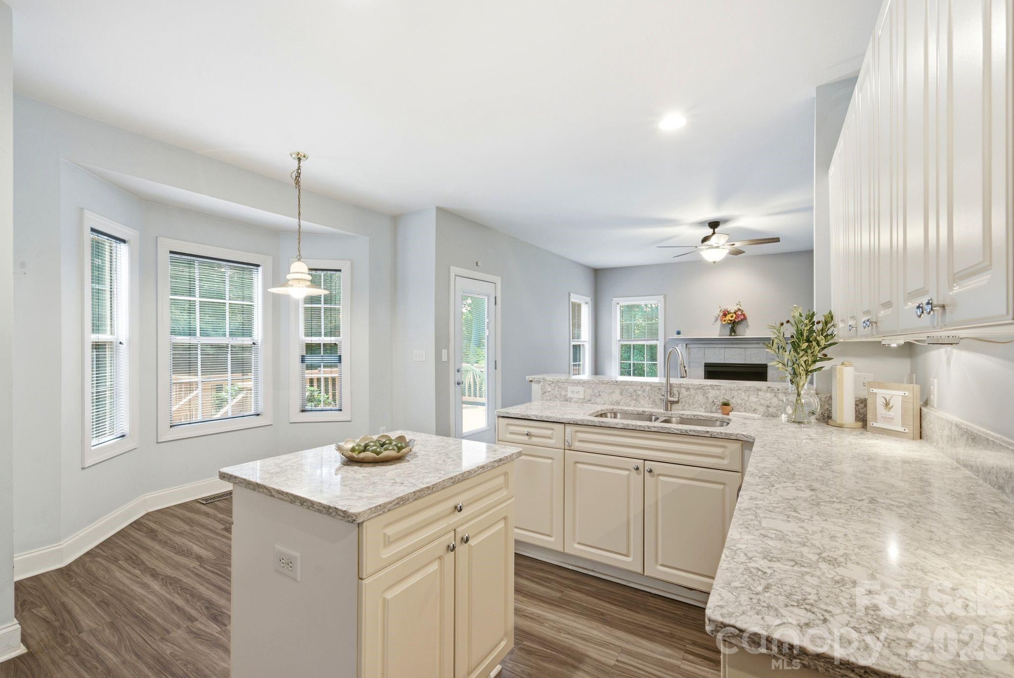 137 Purple Finch Lane — Mooresville