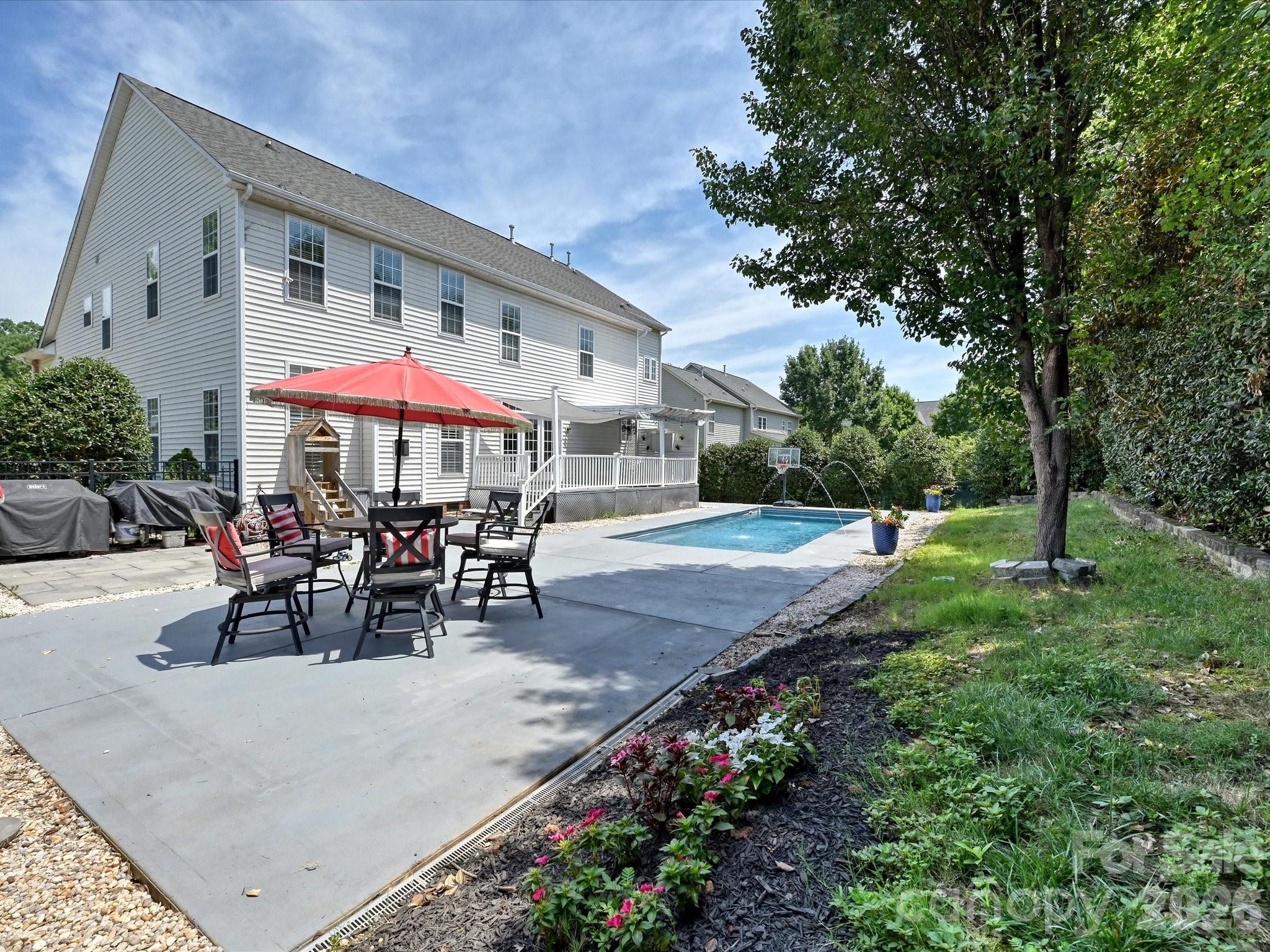 6609 Augustine Way — Charlotte