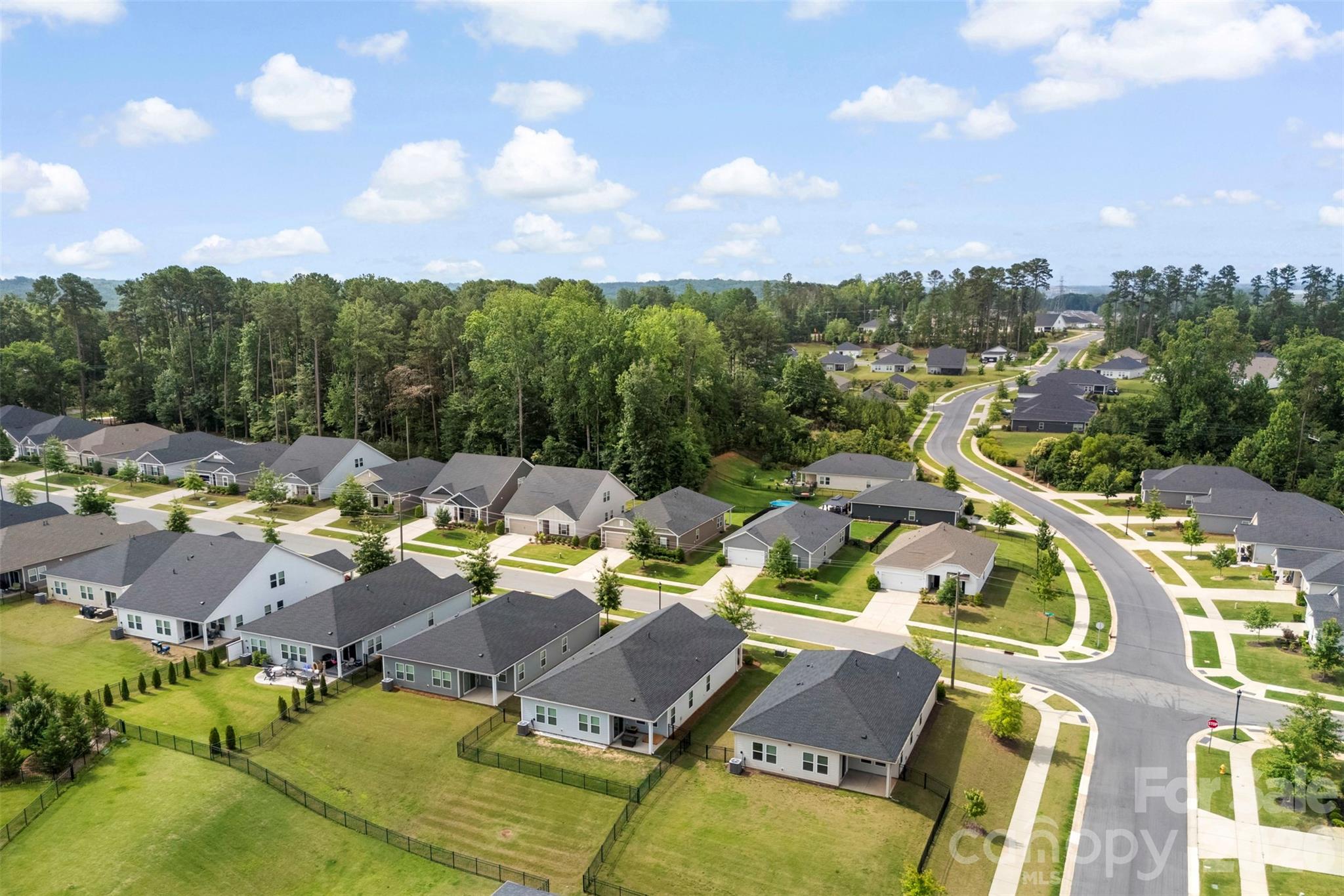 4522 Bright Road — Charlotte