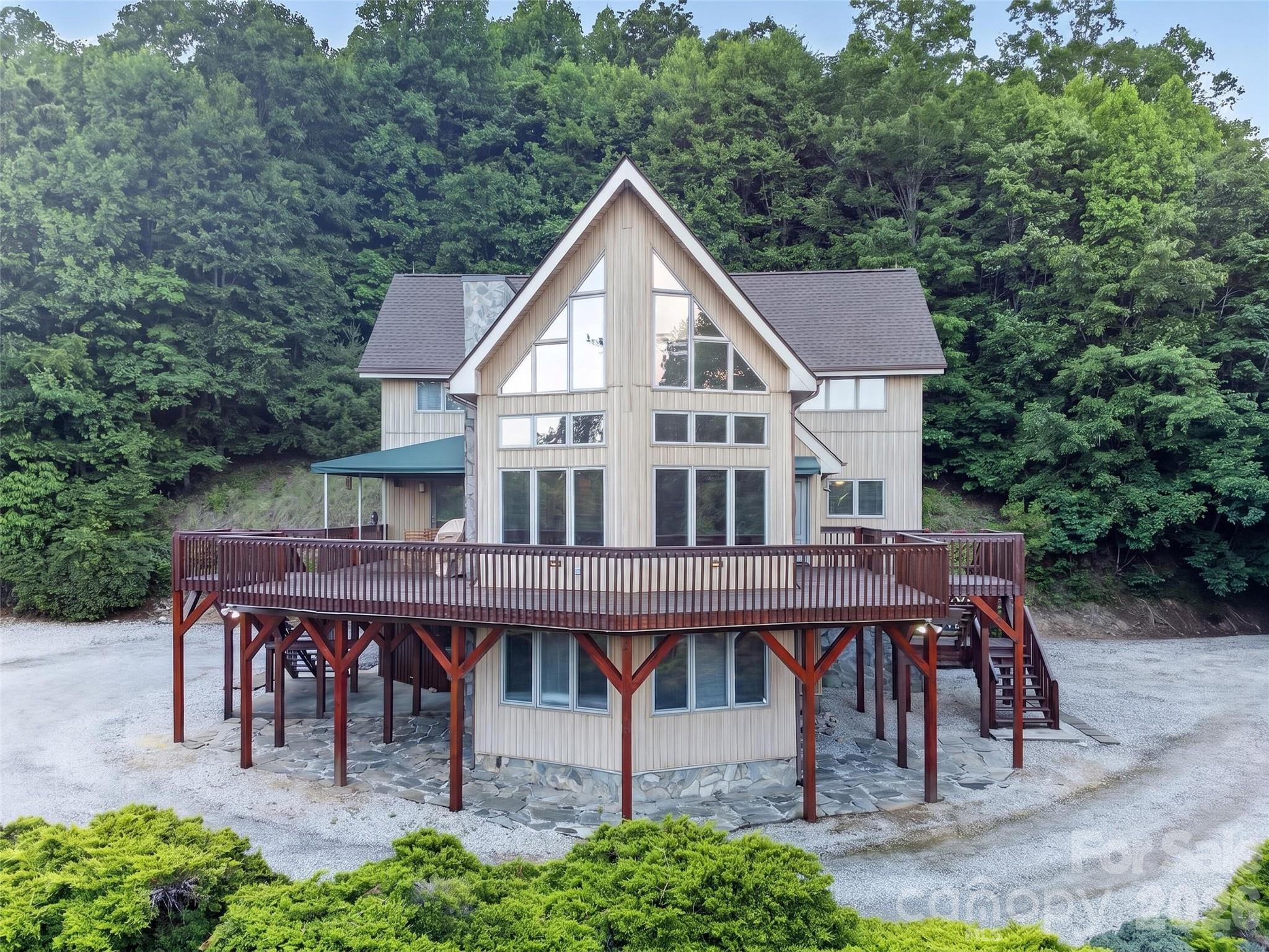 435 Allen Mountain Lane — Spruce Pine