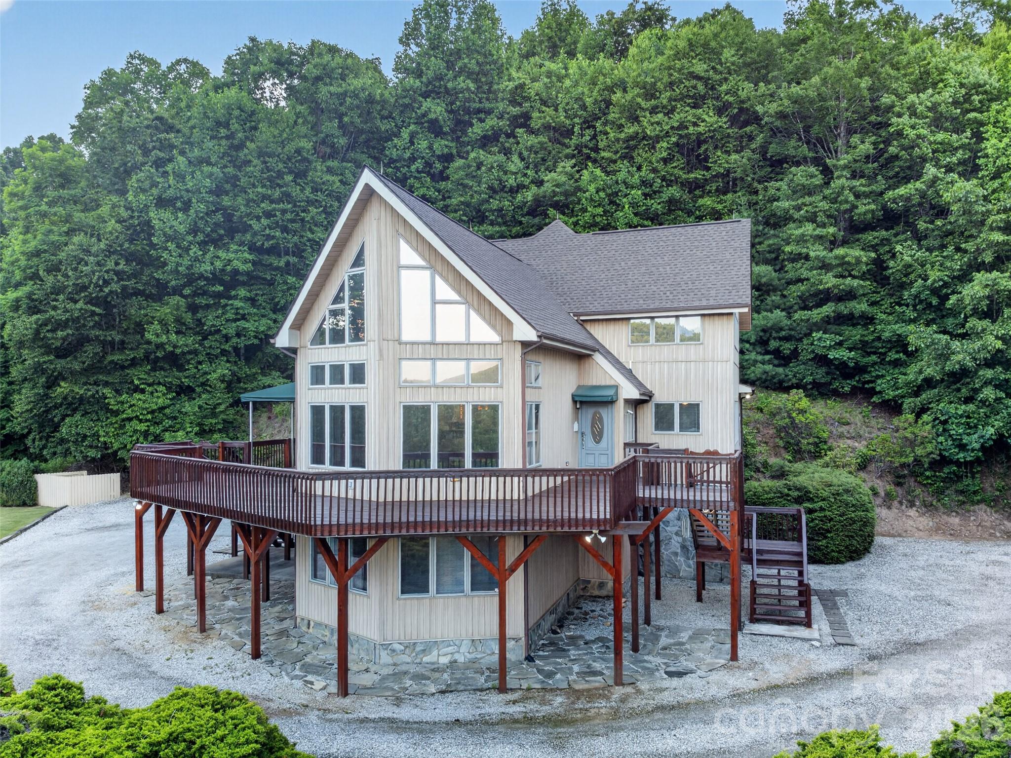 435 Allen Mountain Lane — Spruce Pine