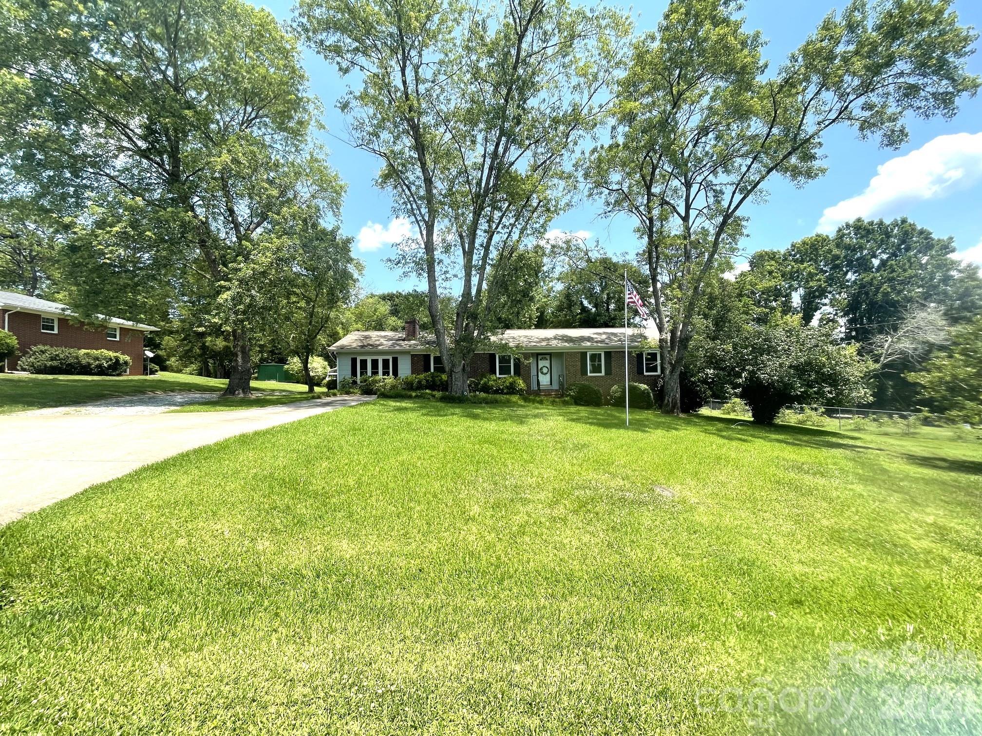 130 Ridgeland Drive — Rutherfordton