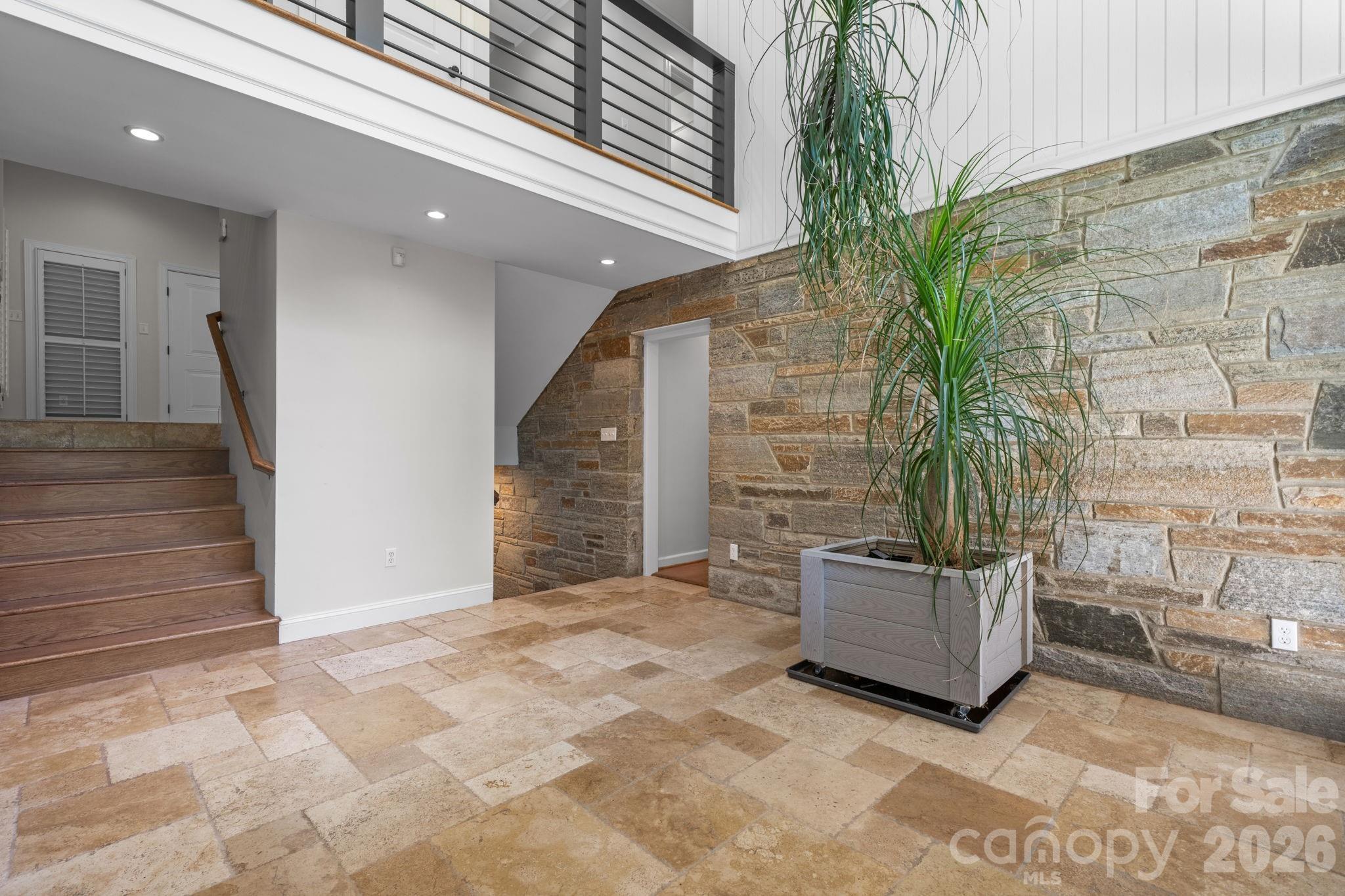 226 20th Avenue Place — Hickory