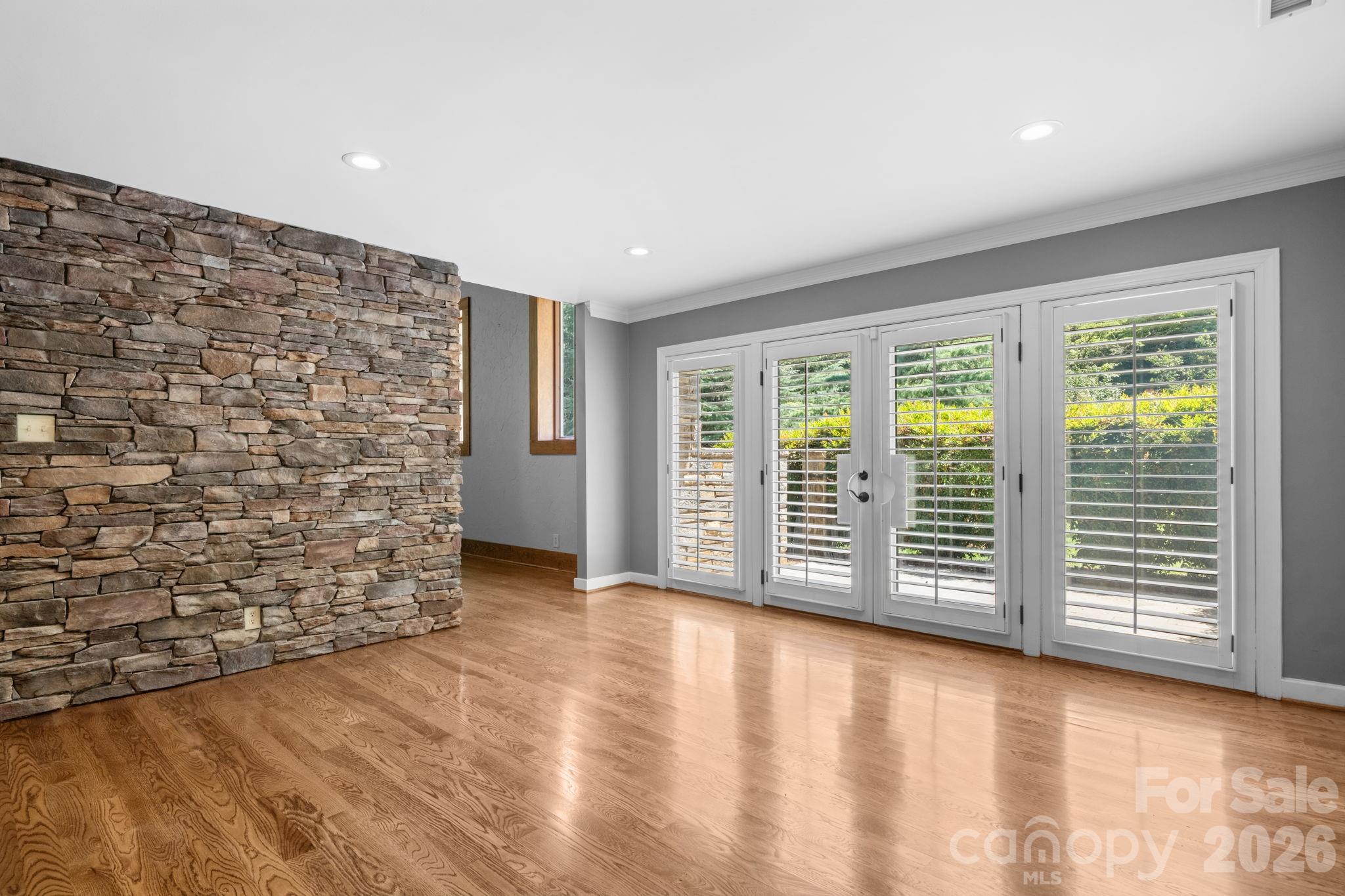 226 20th Avenue Place — Hickory