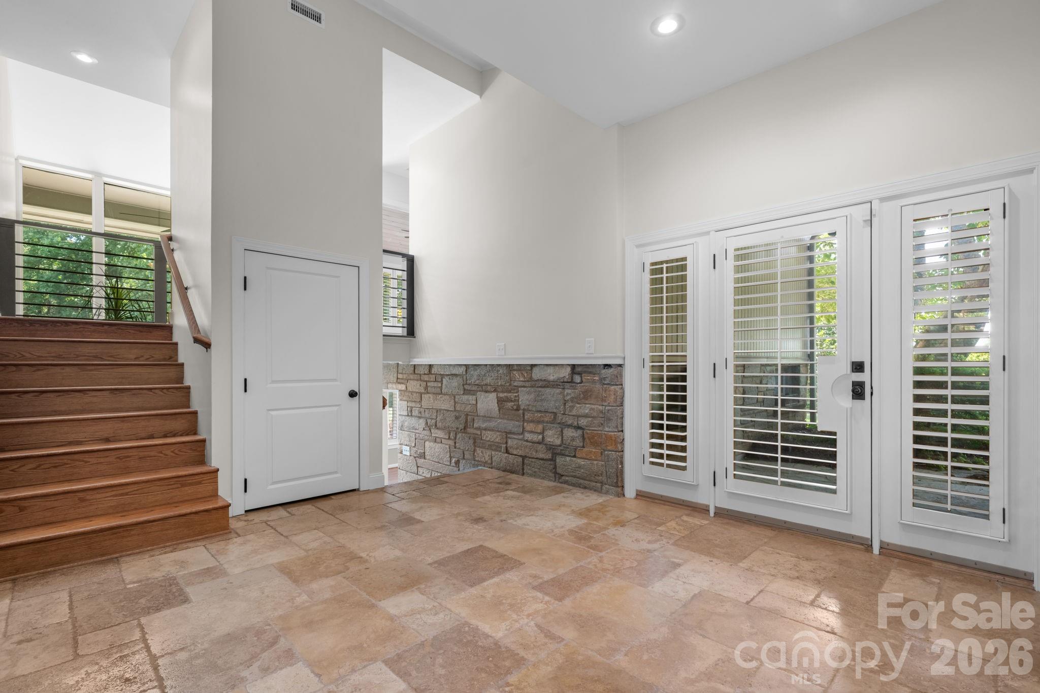 226 20th Avenue Place — Hickory