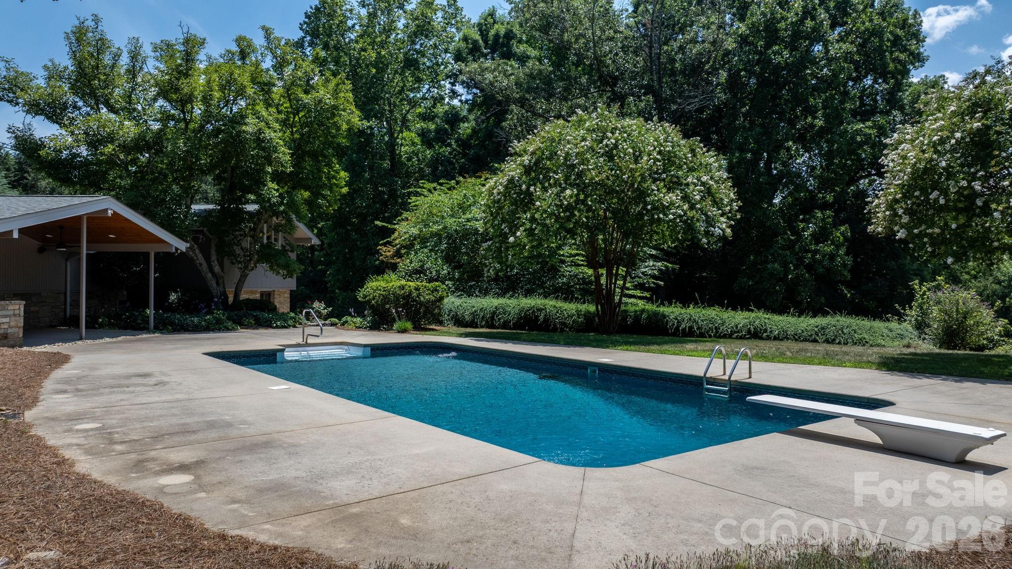 226 20th Avenue Place — Hickory