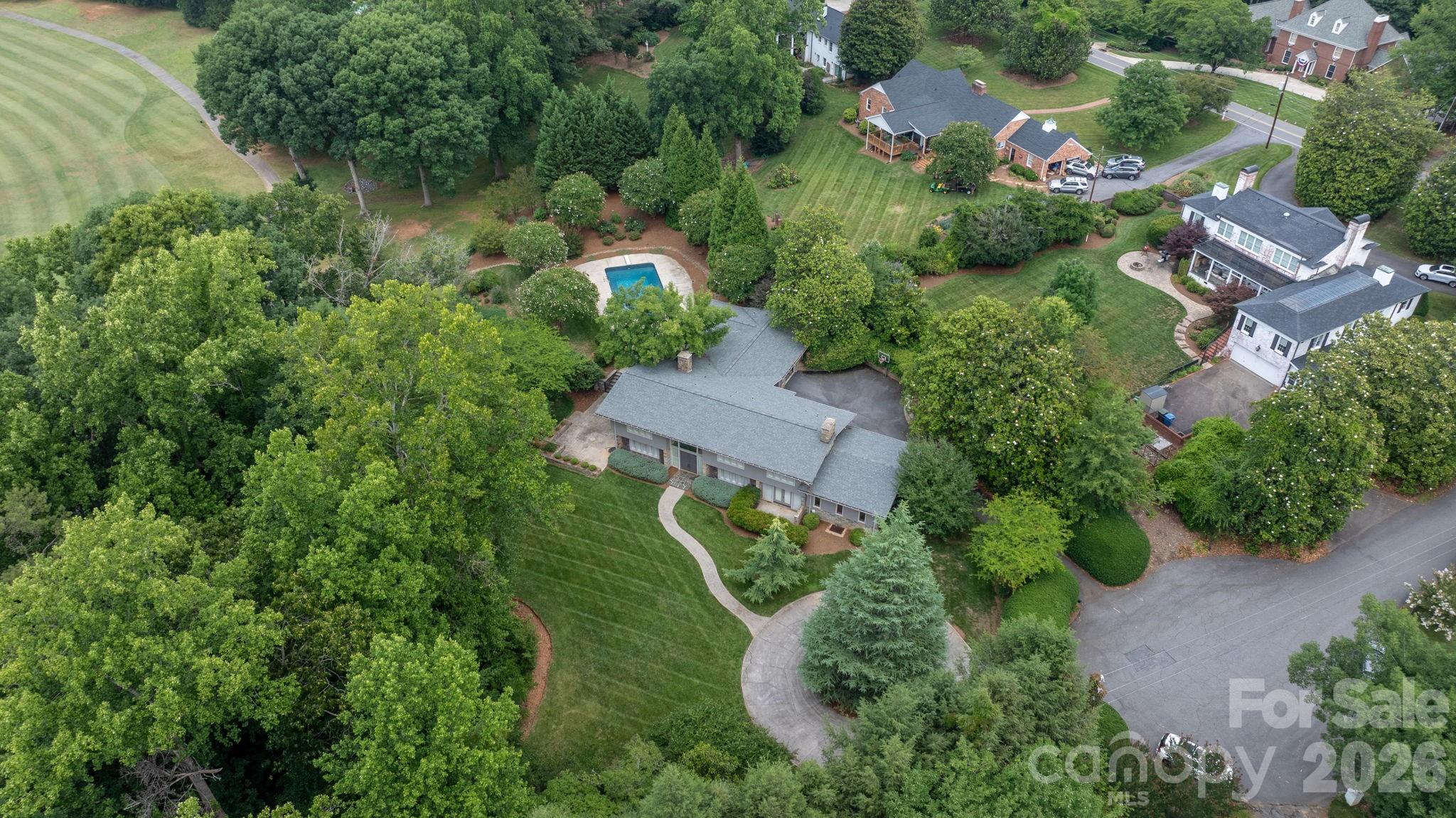 226 20th Avenue Place — Hickory