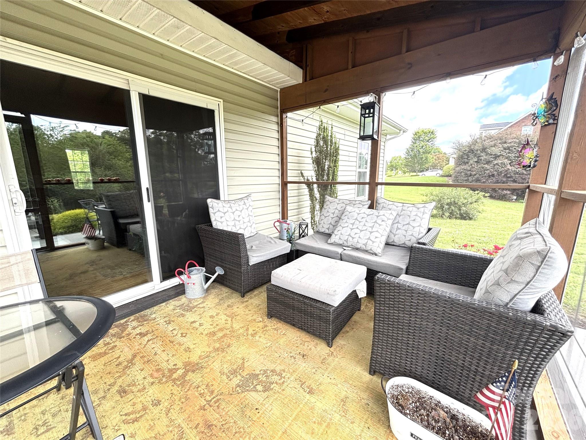 2899 Icard Ridge Road — Granite Falls