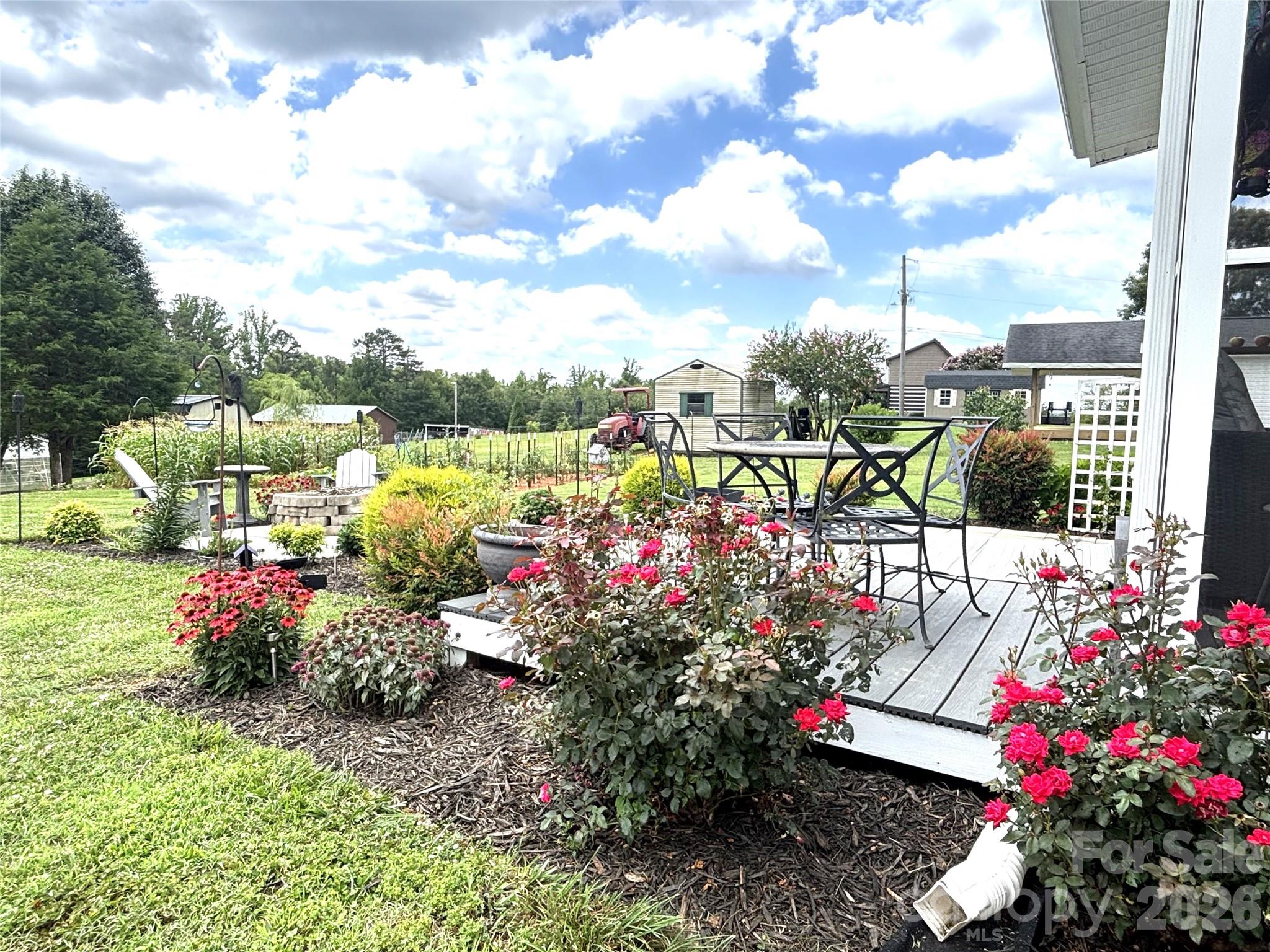 2899 Icard Ridge Road — Granite Falls