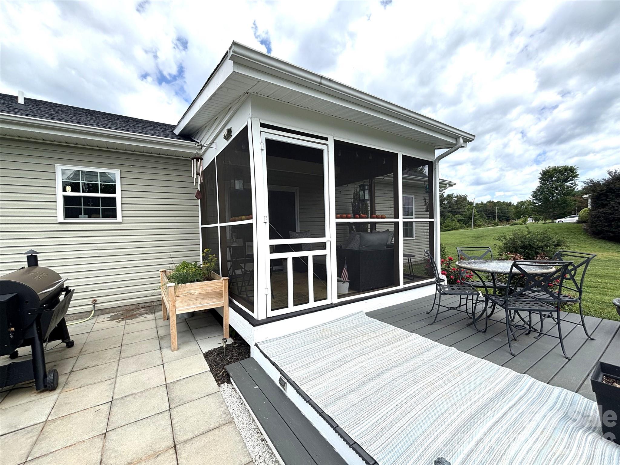2899 Icard Ridge Road — Granite Falls