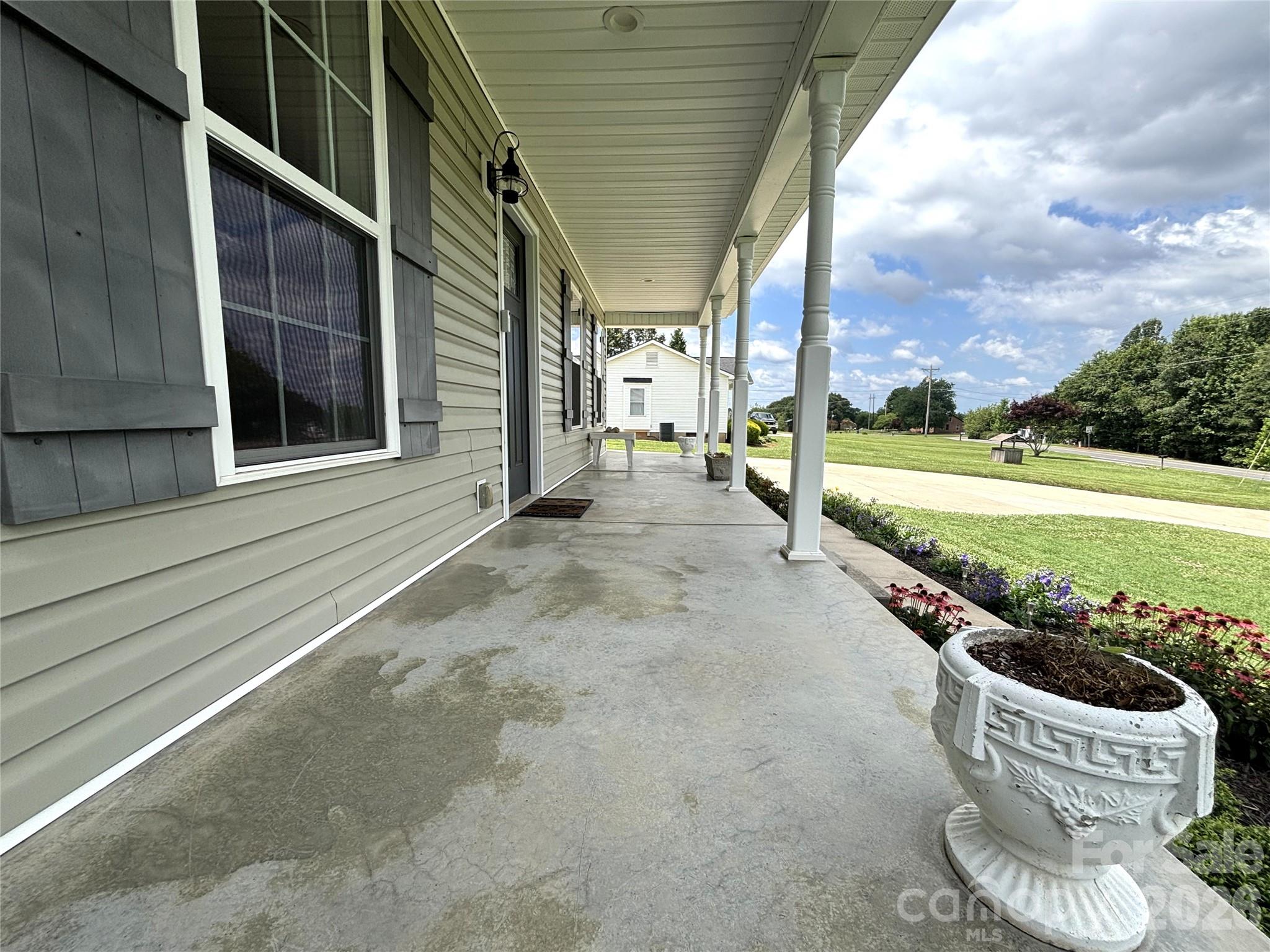 2899 Icard Ridge Road — Granite Falls