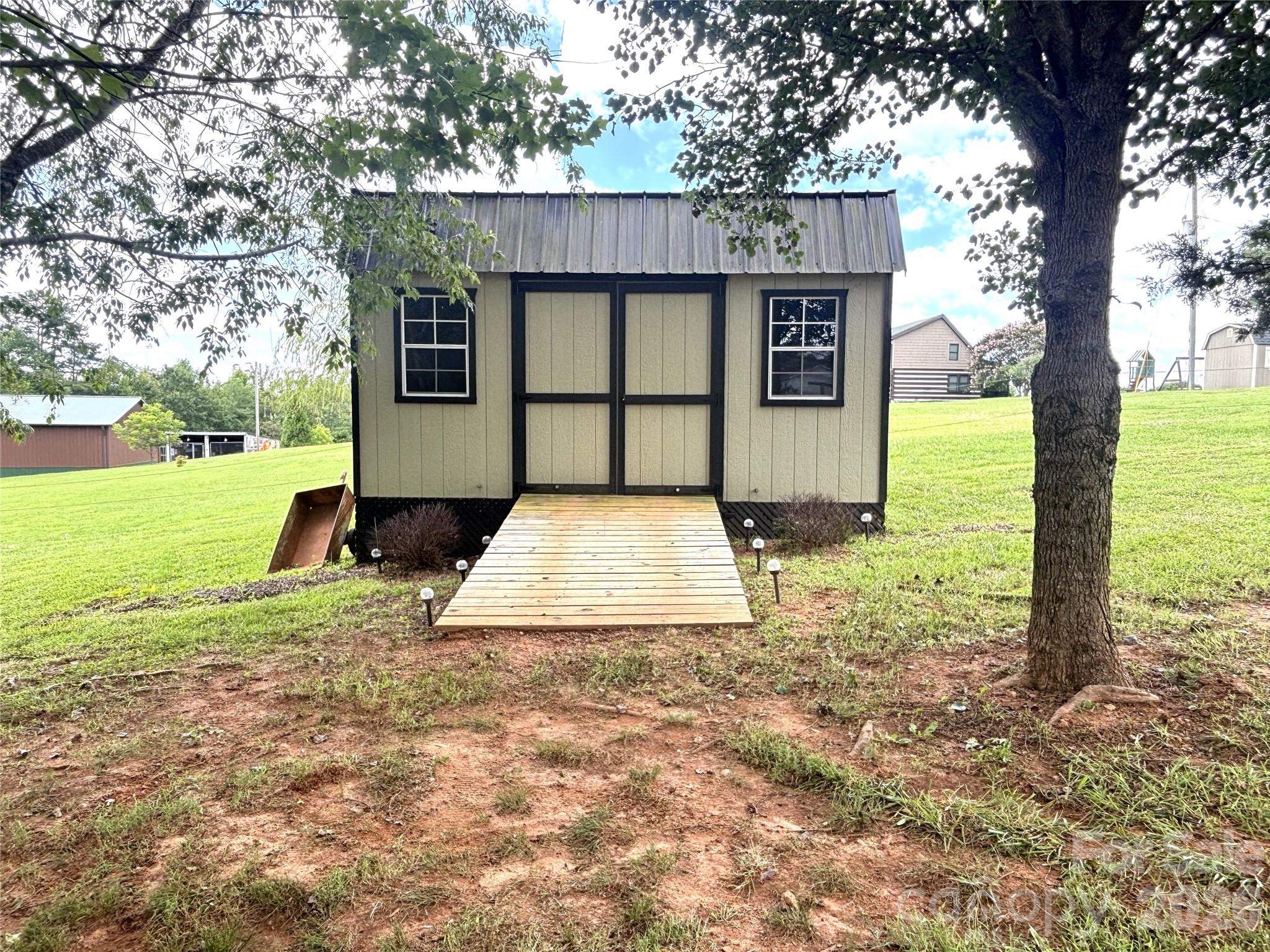 2899 Icard Ridge Road — Granite Falls