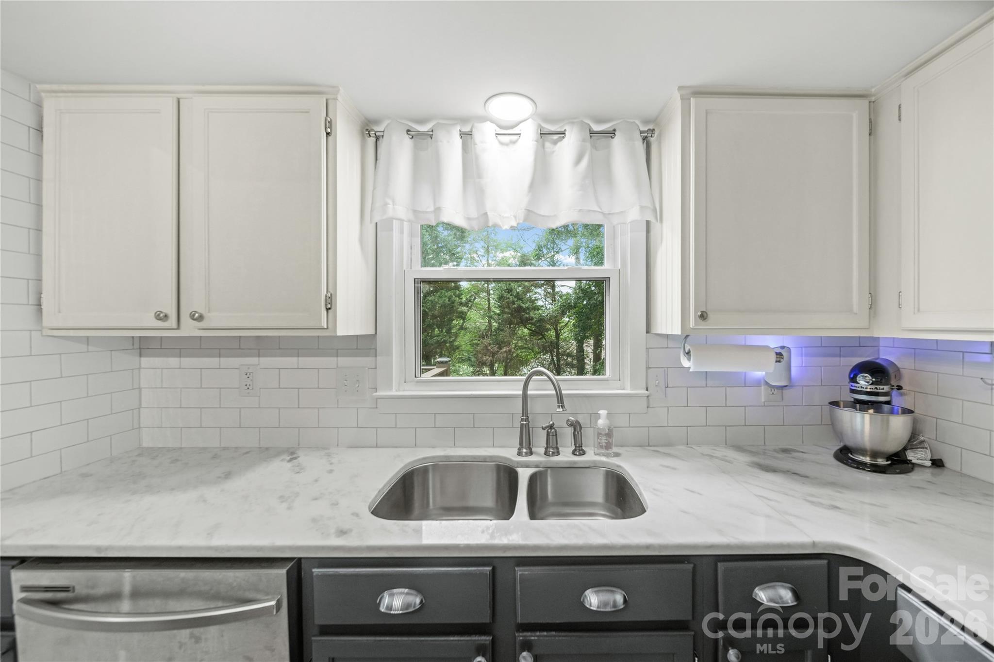 9924 Raddington Lane — Charlotte