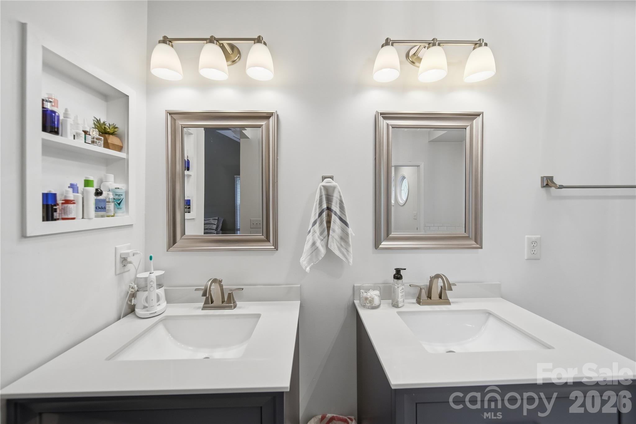 9924 Raddington Lane — Charlotte