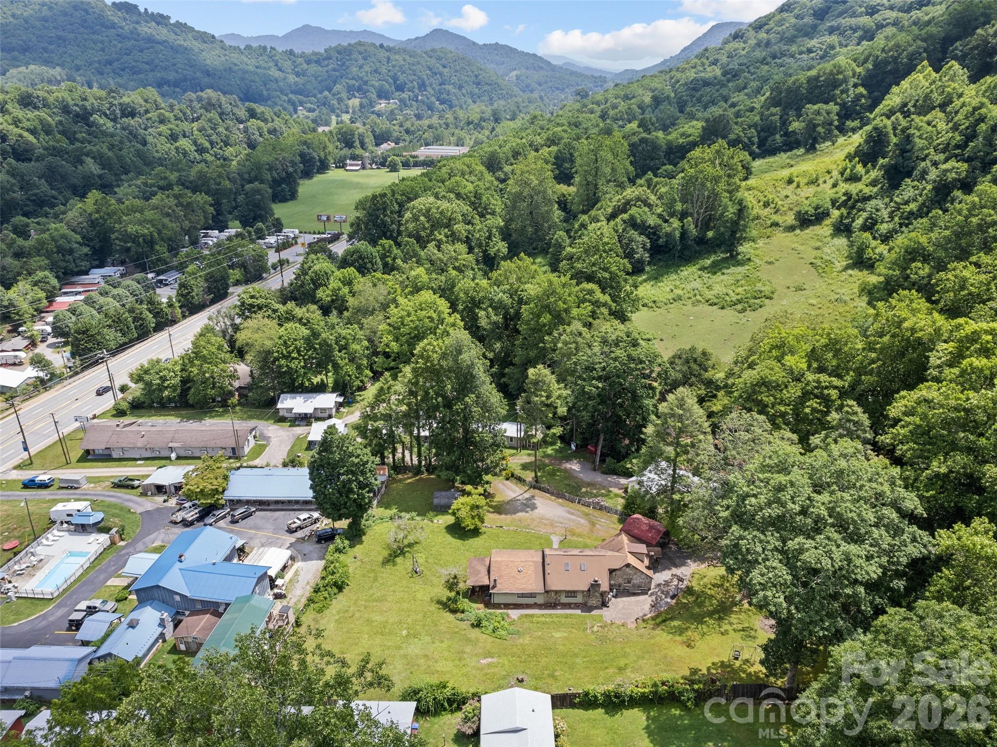 64 Turner Branch — Maggie Valley