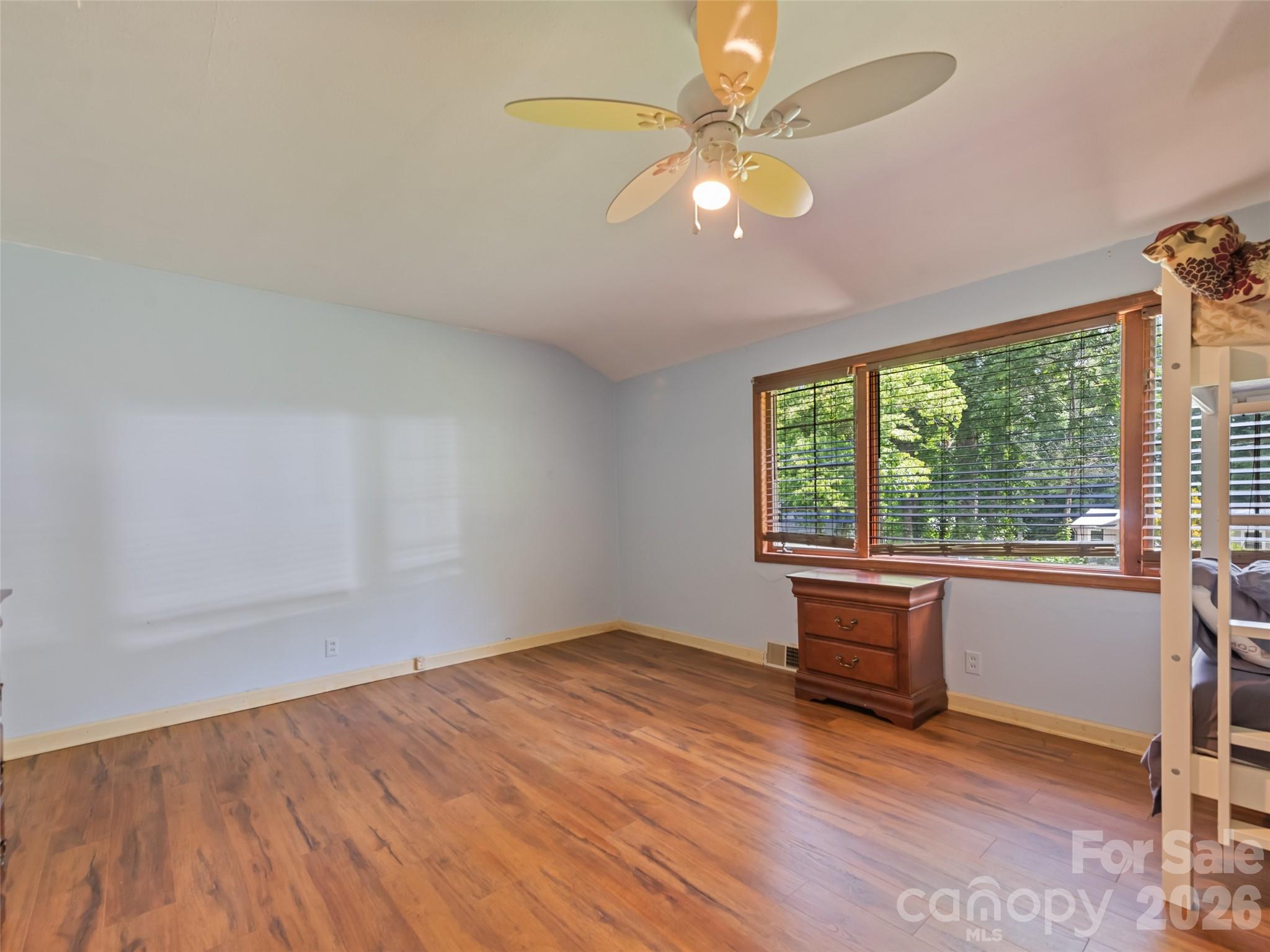 64 Turner Branch — Maggie Valley