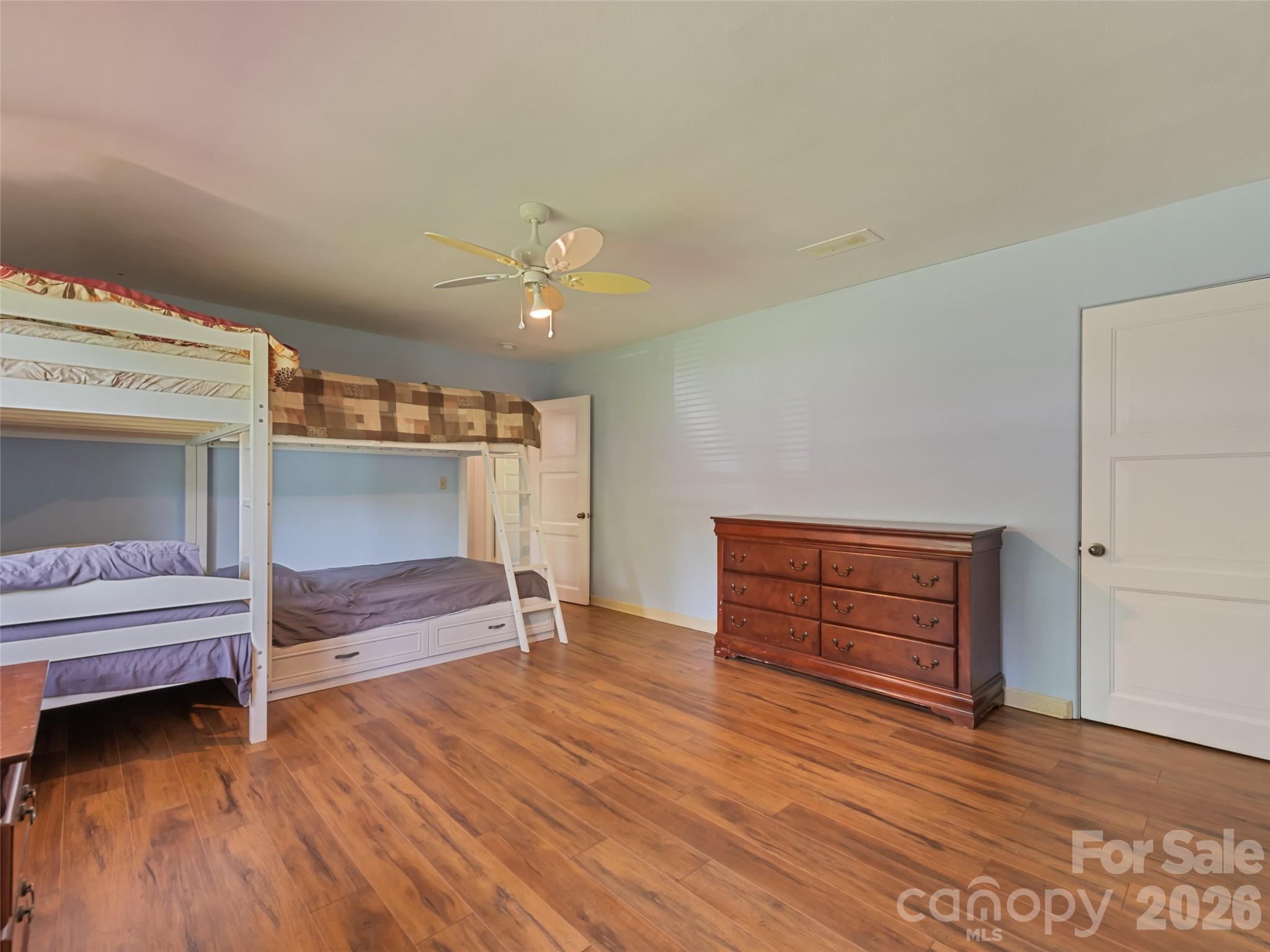 64 Turner Branch — Maggie Valley