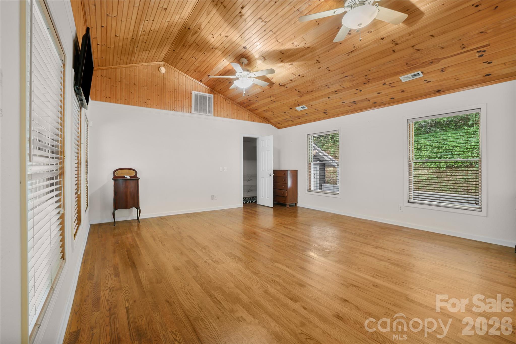 645 W Fork Creek Road — Saluda